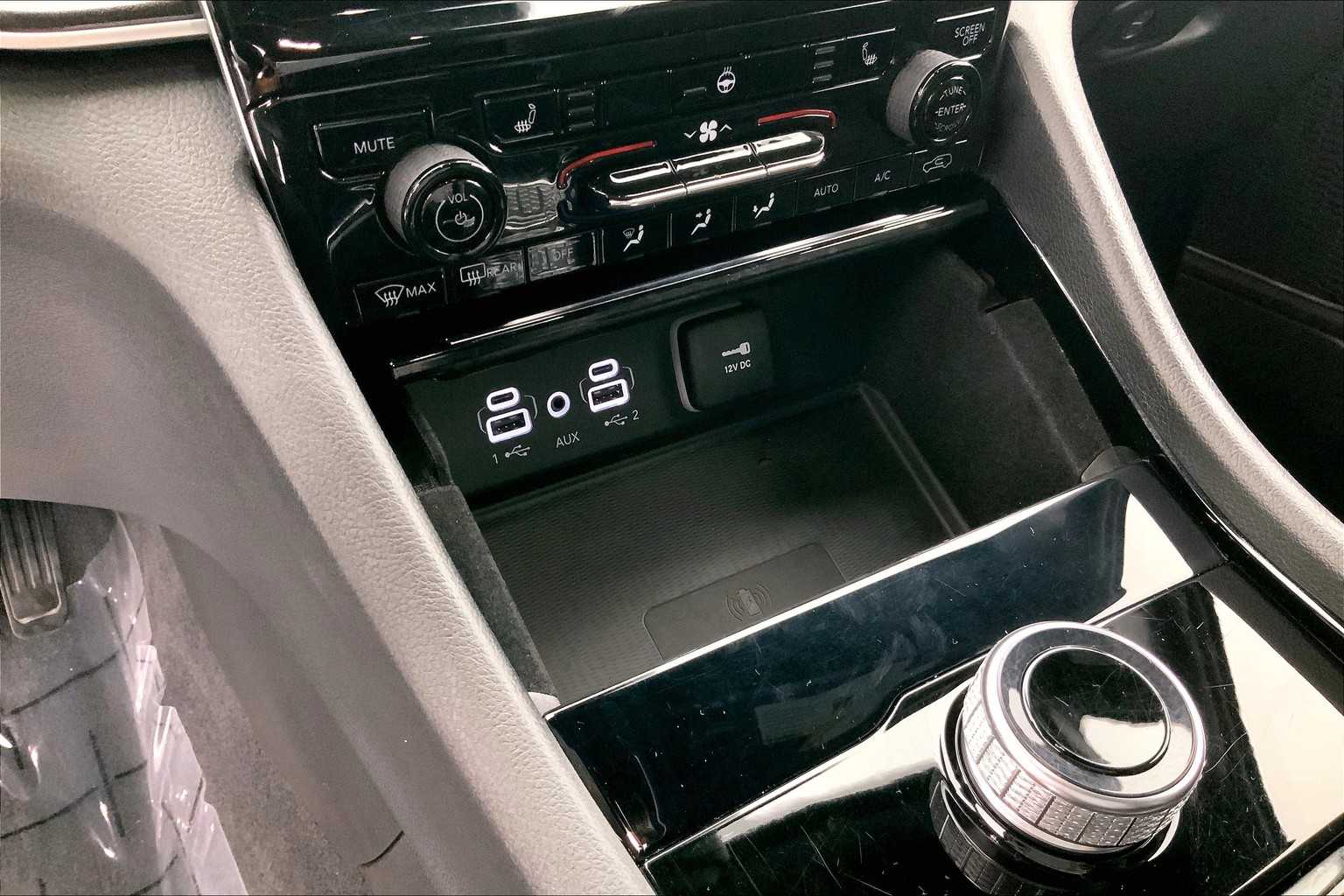 Thumbnail: 2021 Jeep Grand Cherokee L - 26