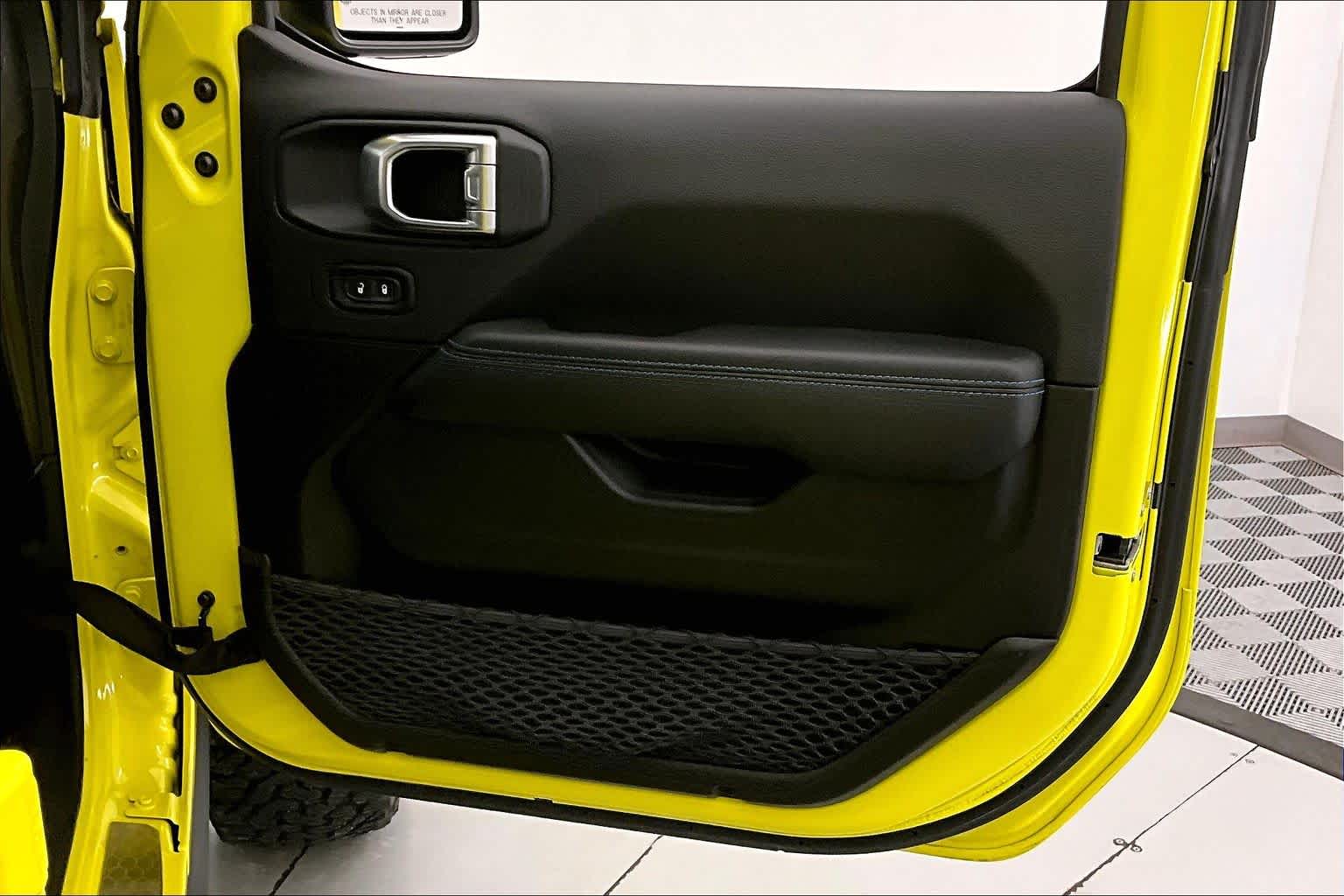 Thumbnail: 2023 Jeep Wrangler - 23