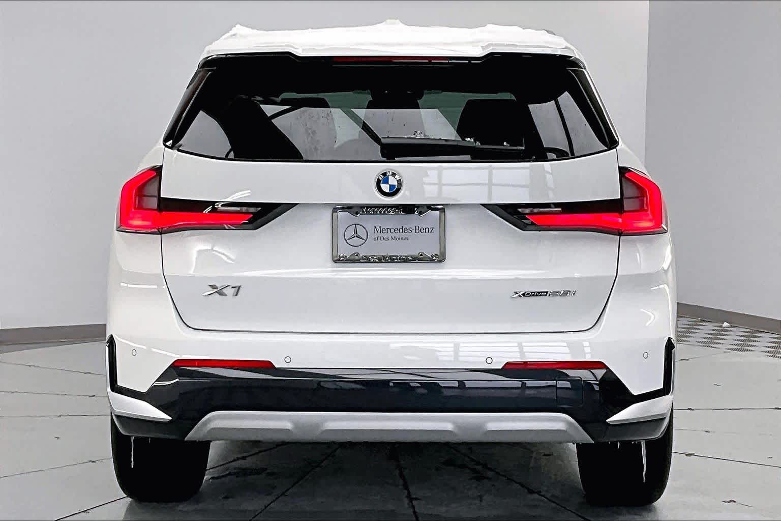 Thumbnail: 2025 BMW X1 - 5