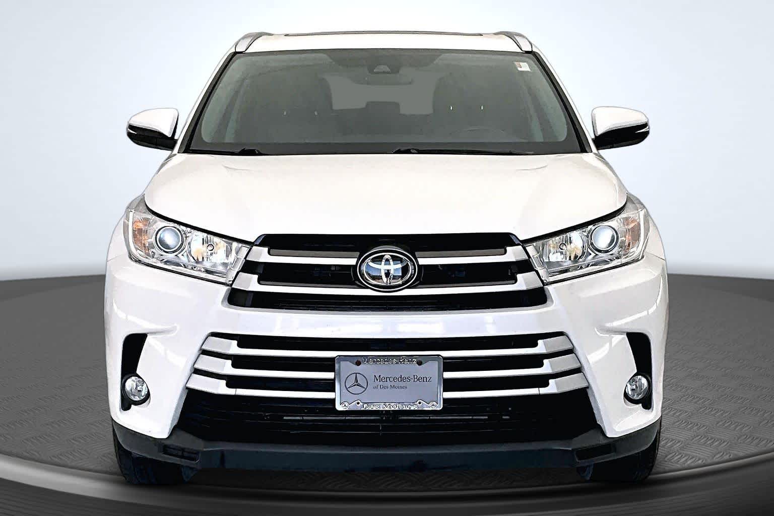 Thumbnail: 2017 Toyota Highlander - 6