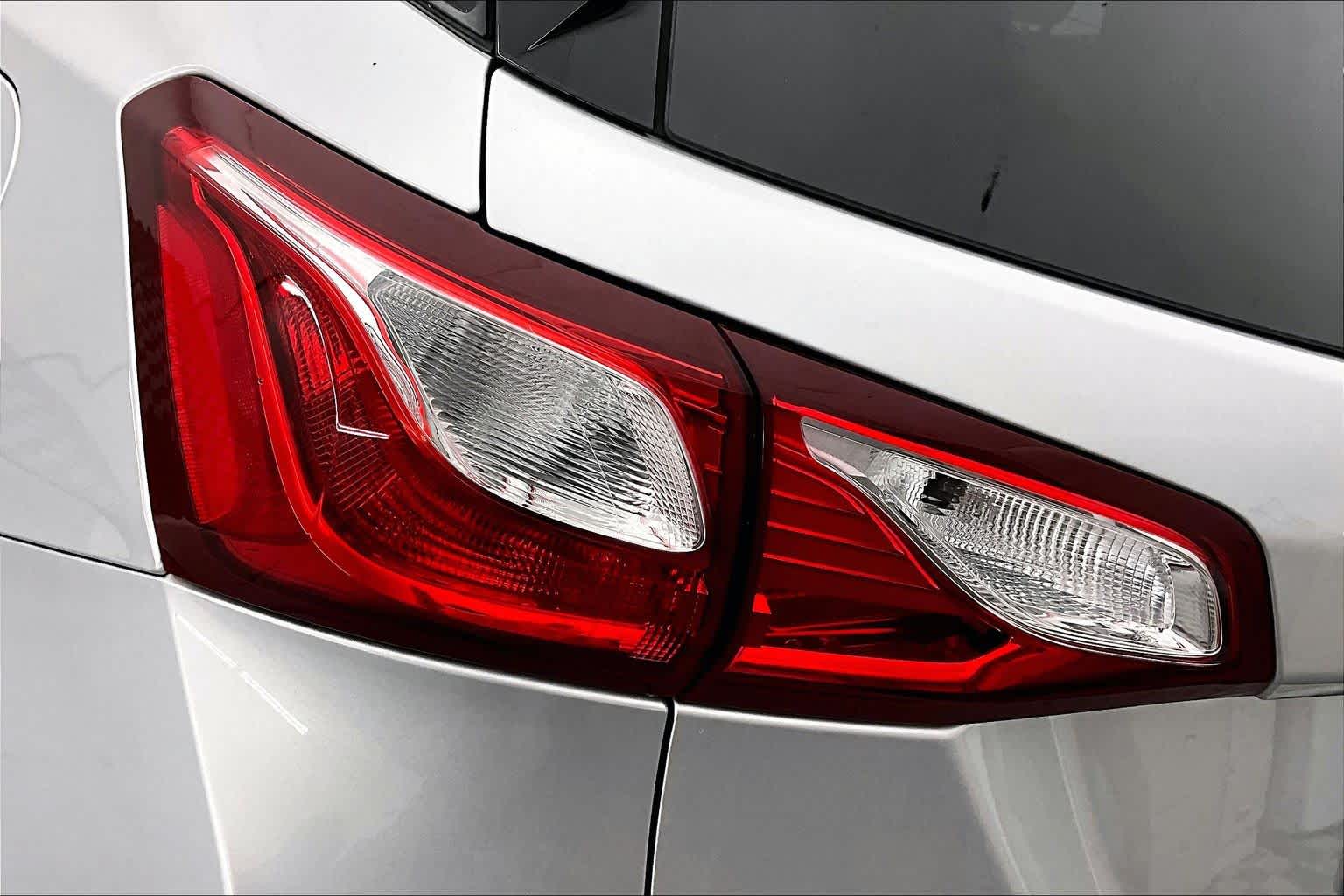 Thumbnail: 2020 Chevrolet Equinox - 24