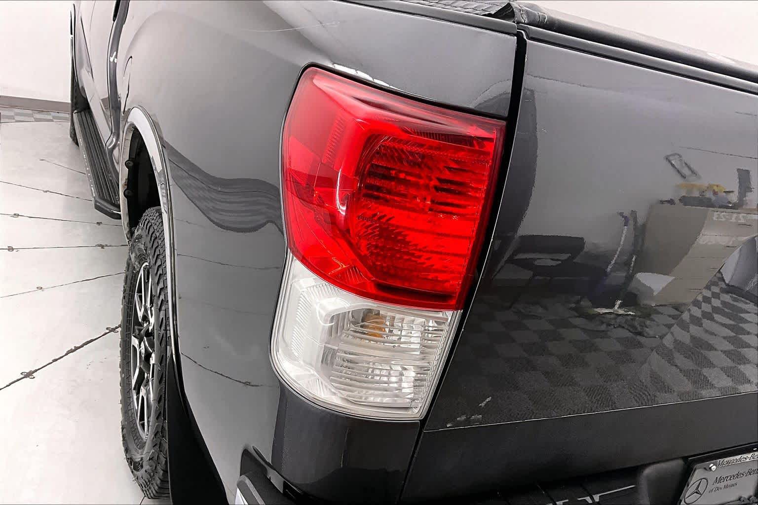 Thumbnail: 2011 Toyota Tundra - 24