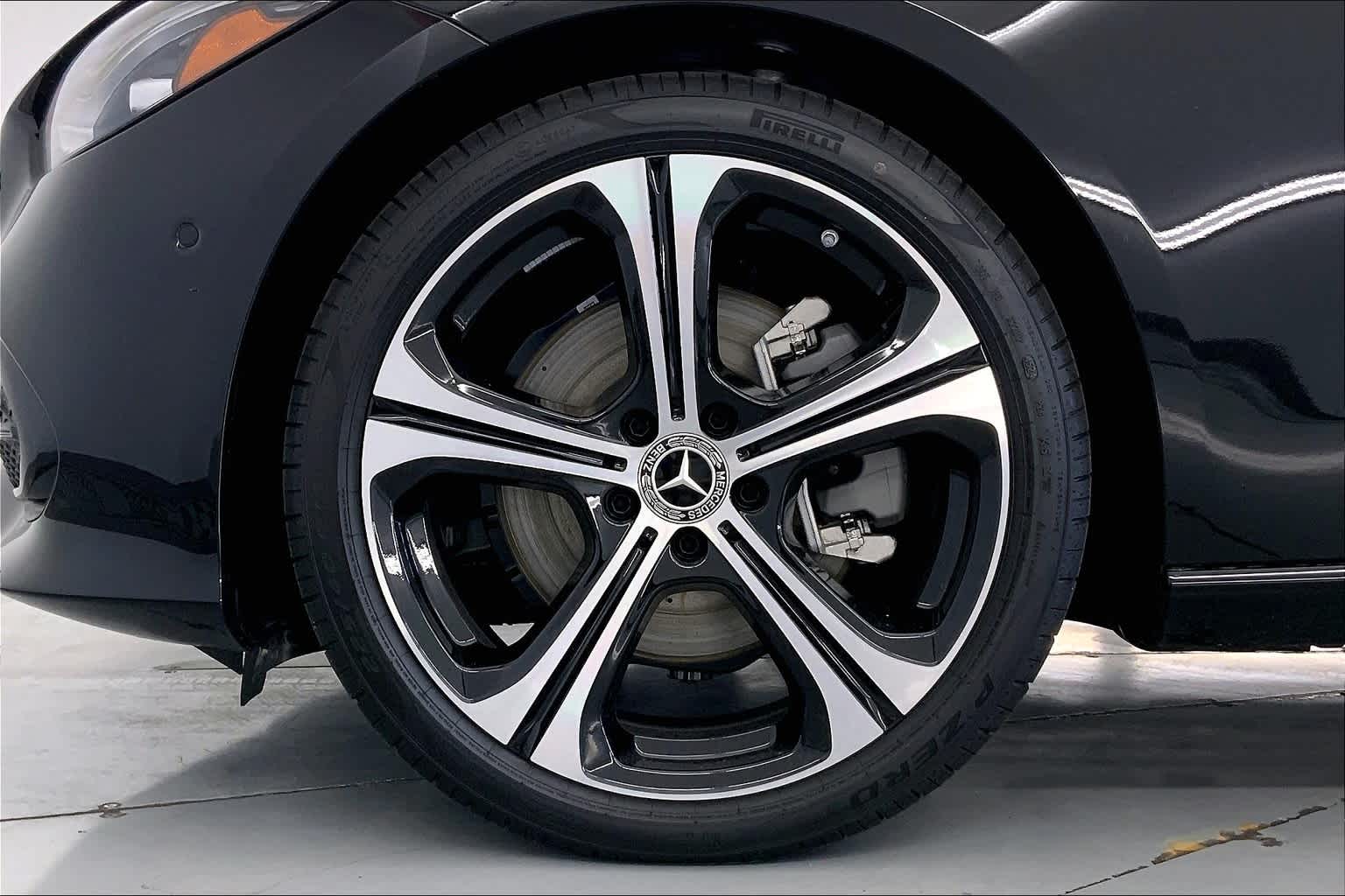 Thumbnail: 2025 Mercedes-Benz C-Class - 8