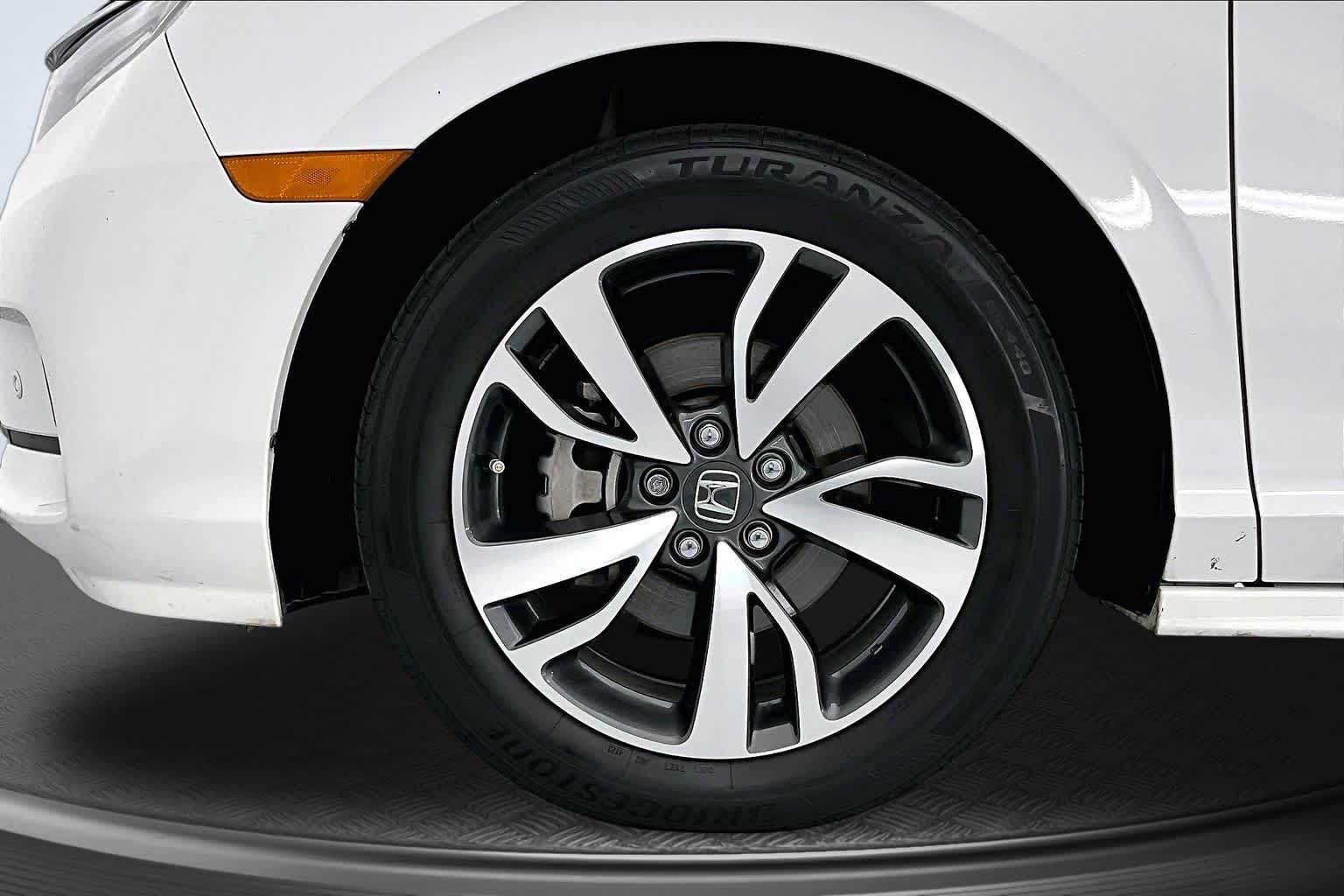 Thumbnail: 2024 Honda Odyssey - 8