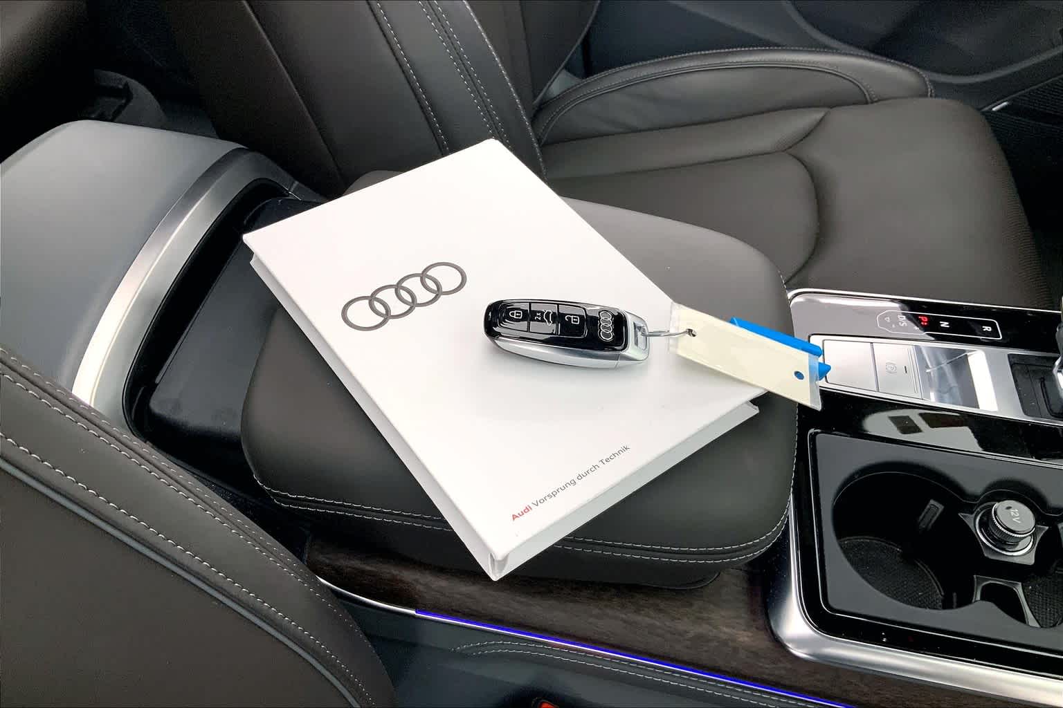 Thumbnail: 2024 Audi Q8 - 19