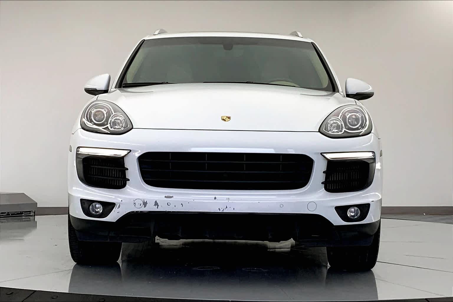 Thumbnail: 2015 Porsche Cayenne - 6