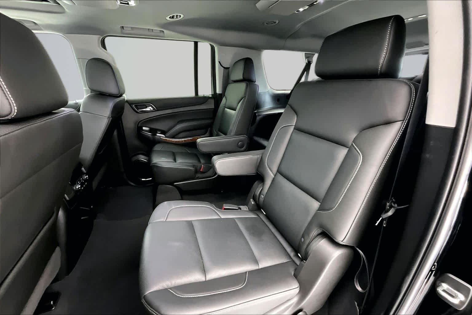 Thumbnail: 2019 Chevrolet Suburban - 12