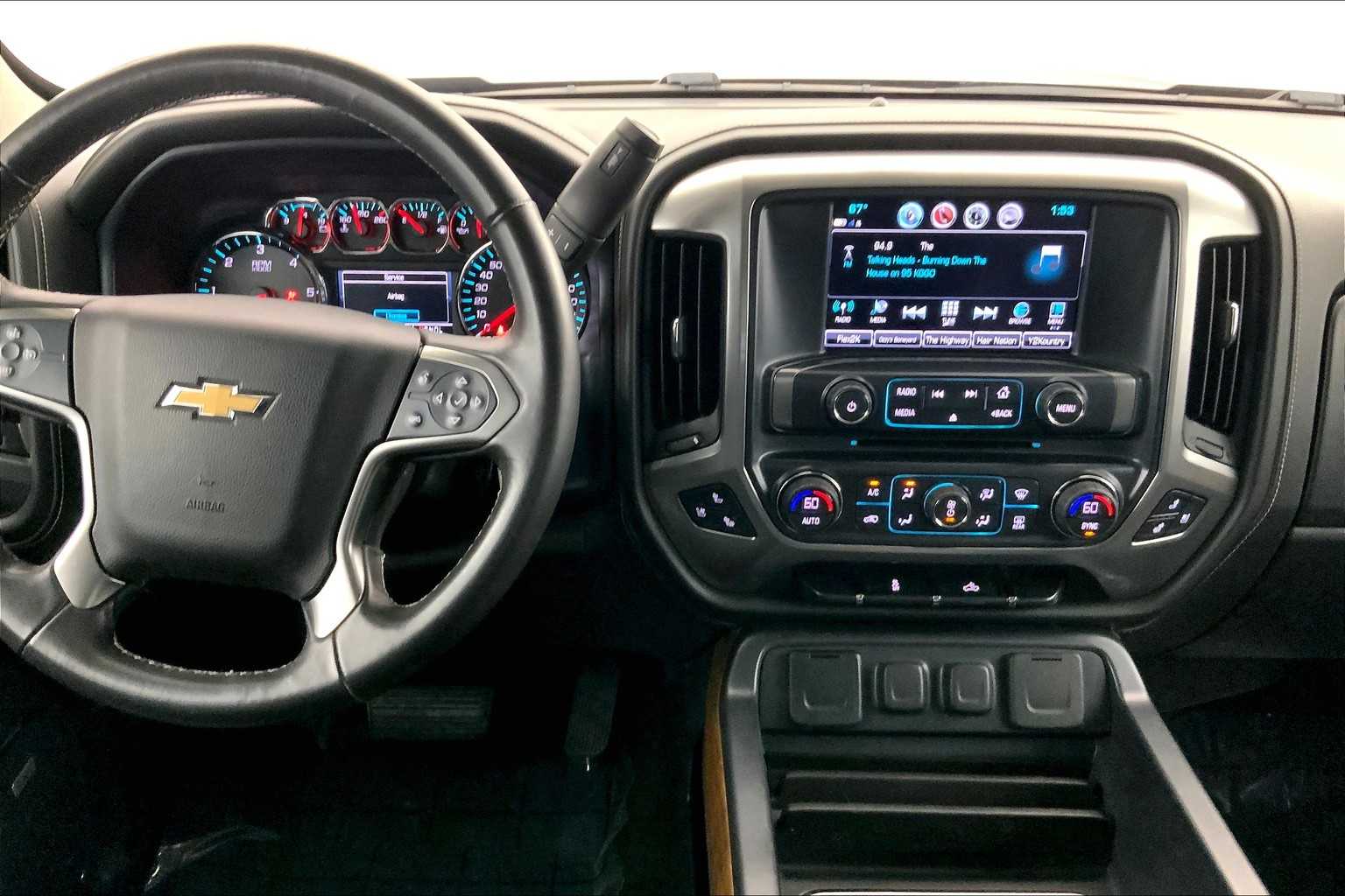 Thumbnail: 2017 Chevrolet Silverado 1500 - 10