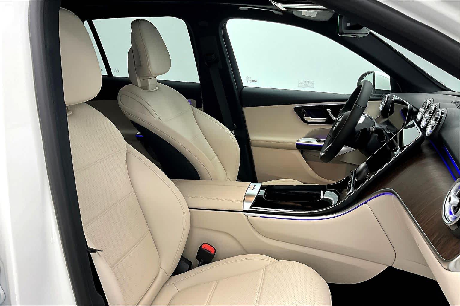 Thumbnail: 2026 Mercedes-Benz GLC - 14
