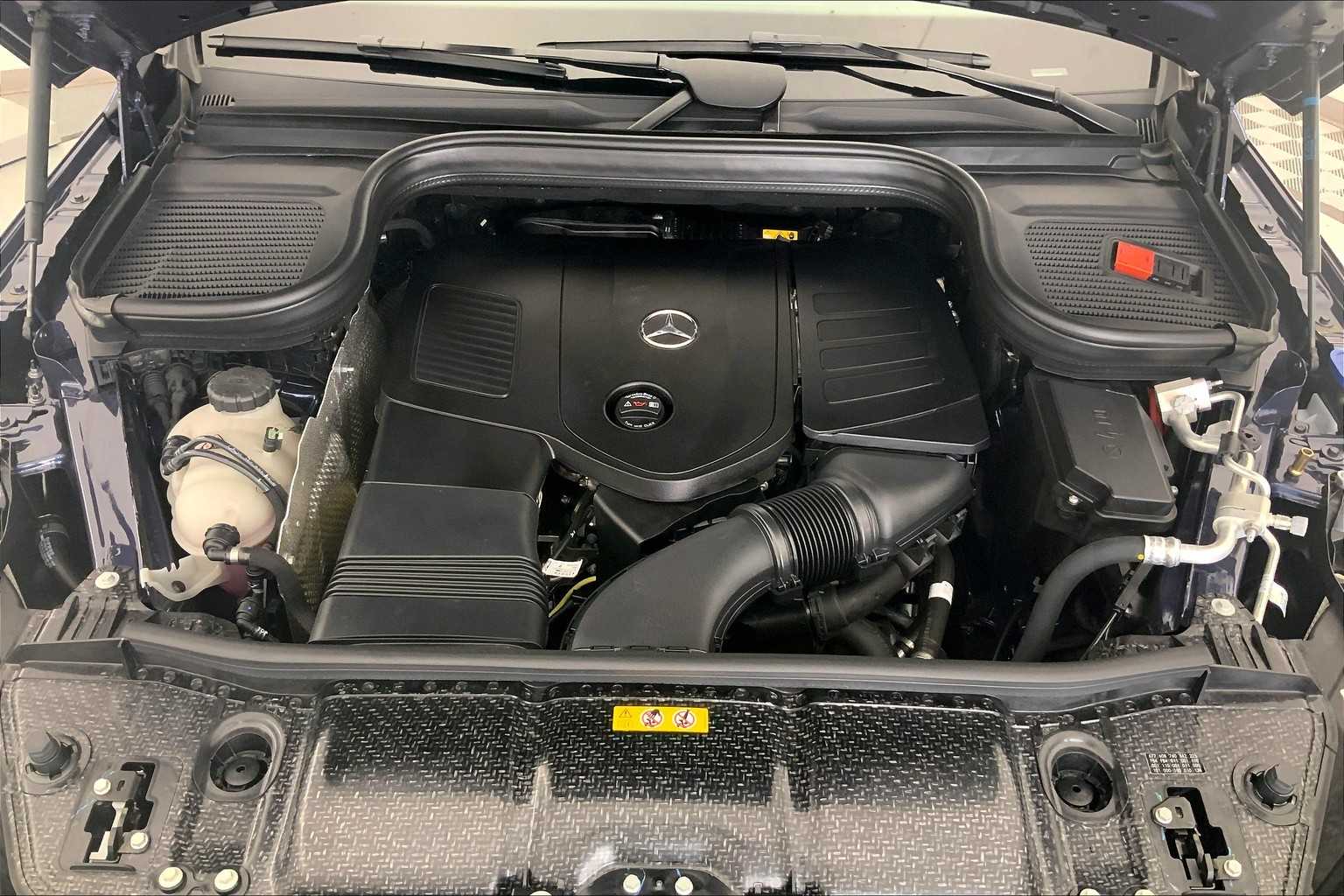 Thumbnail: 2025 Mercedes-Benz GLE - 9