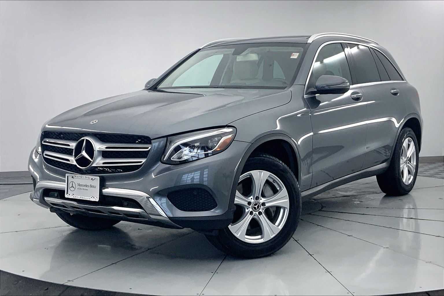 2018 Mercedes-Benz GLC 300 -
                  Urbandale, IA