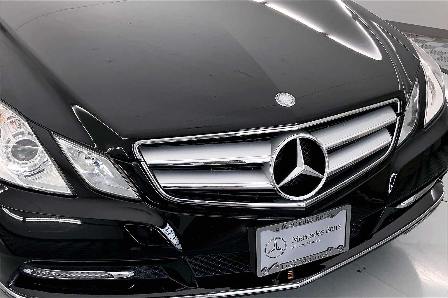 Thumbnail: 2013 Mercedes-Benz E-Class - 25