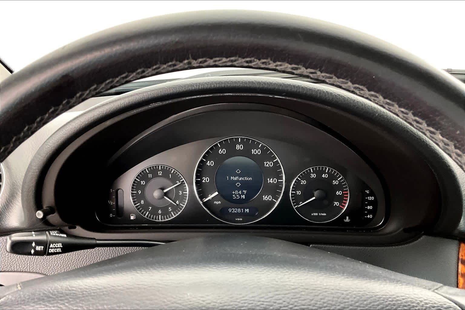 Thumbnail: 2005 Mercedes-Benz CLK - 18