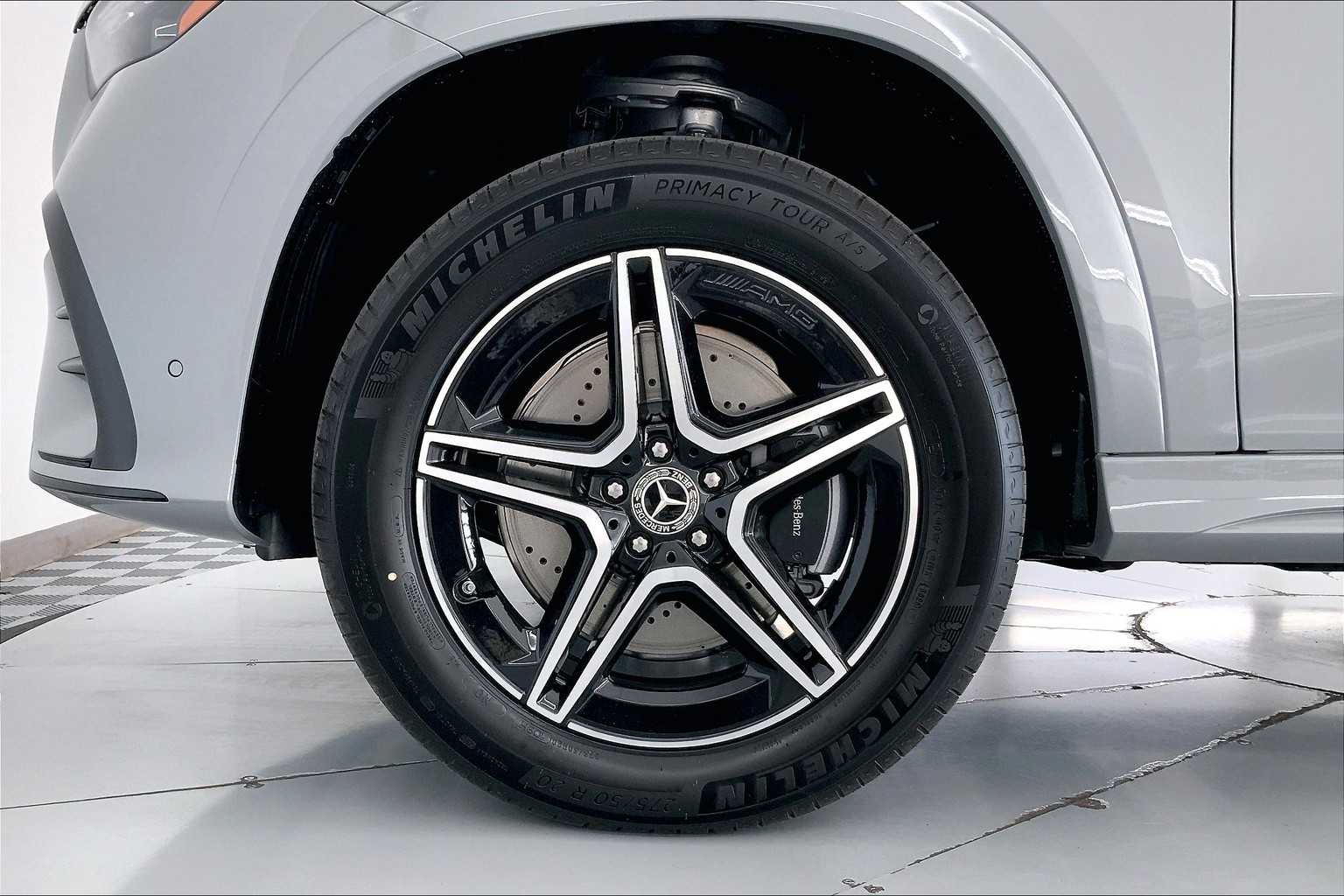 Thumbnail: 2026 Mercedes-Benz GLE - 8