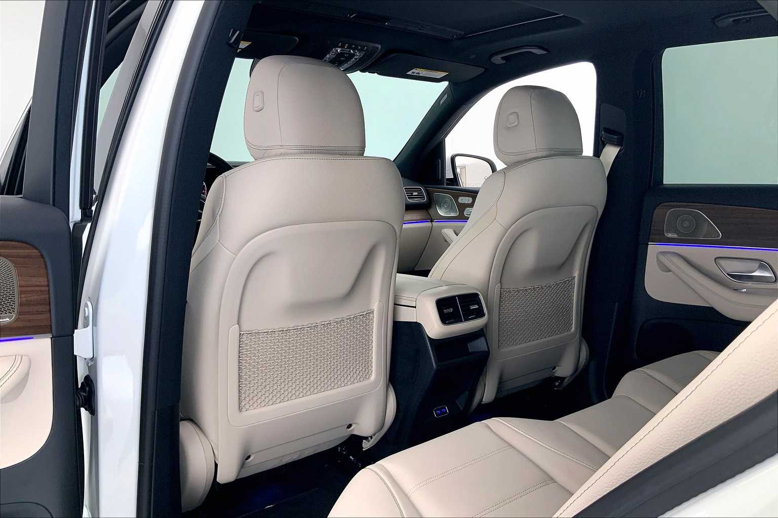 Thumbnail: 2026 Mercedes-Benz GLE - 12