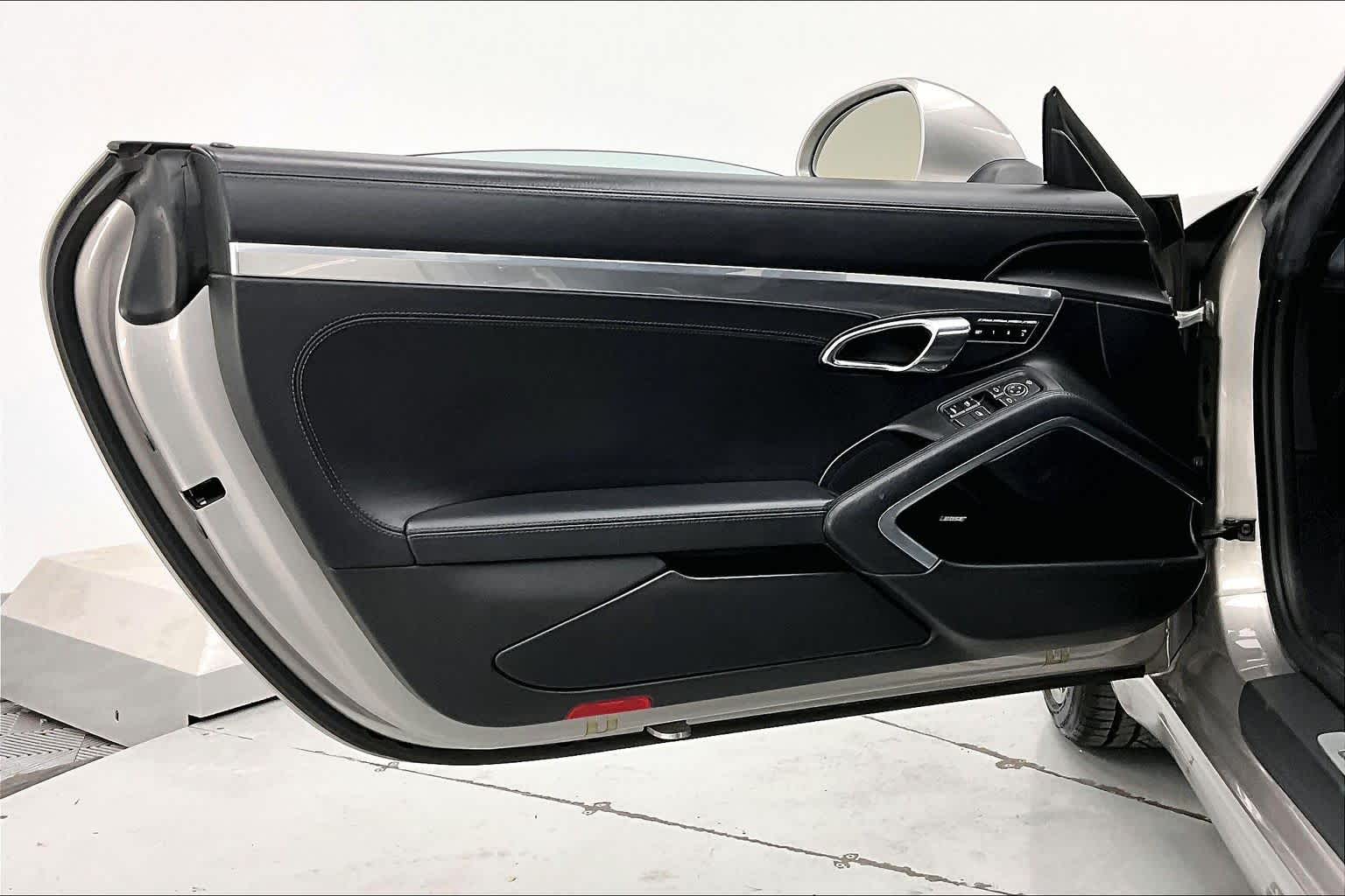 Thumbnail: 2013 Porsche 911 - 22