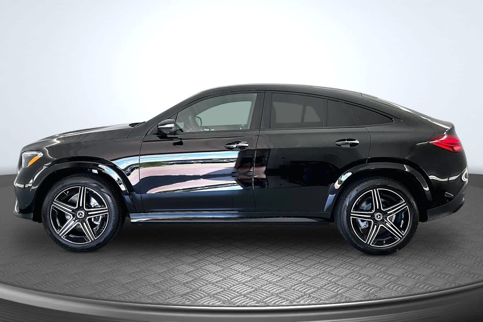 Thumbnail: 2026 Mercedes-Benz GLE - 3