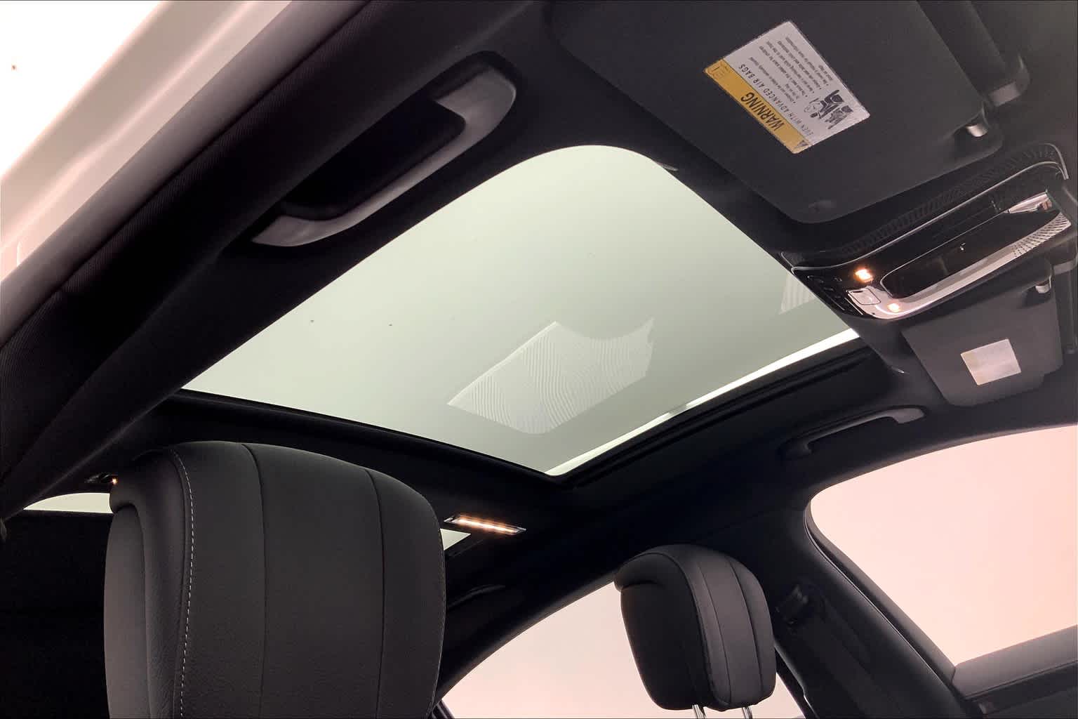 Thumbnail: 2022 Mercedes-Benz S-Class - 22