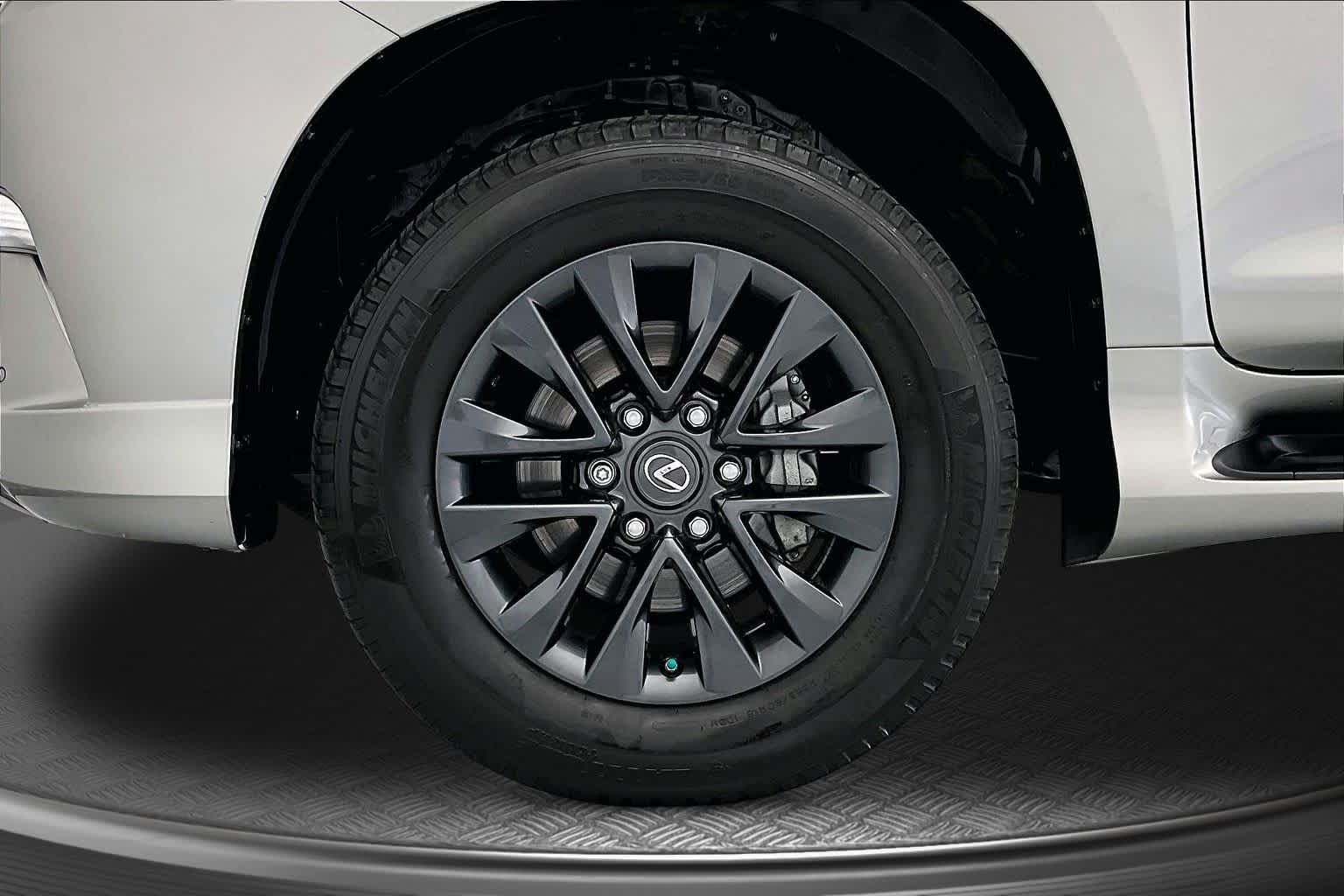 Thumbnail: 2023 Lexus GX - 8