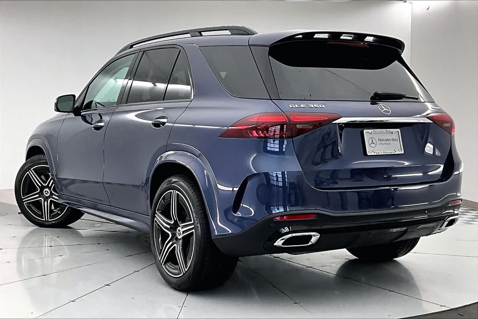 Thumbnail: 2026 Mercedes-Benz GLE - 4