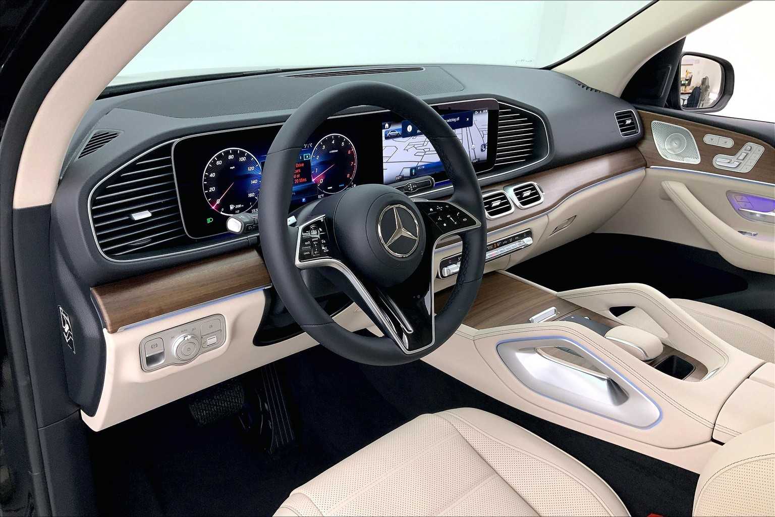Thumbnail: 2026 Mercedes-Benz GLE - 2