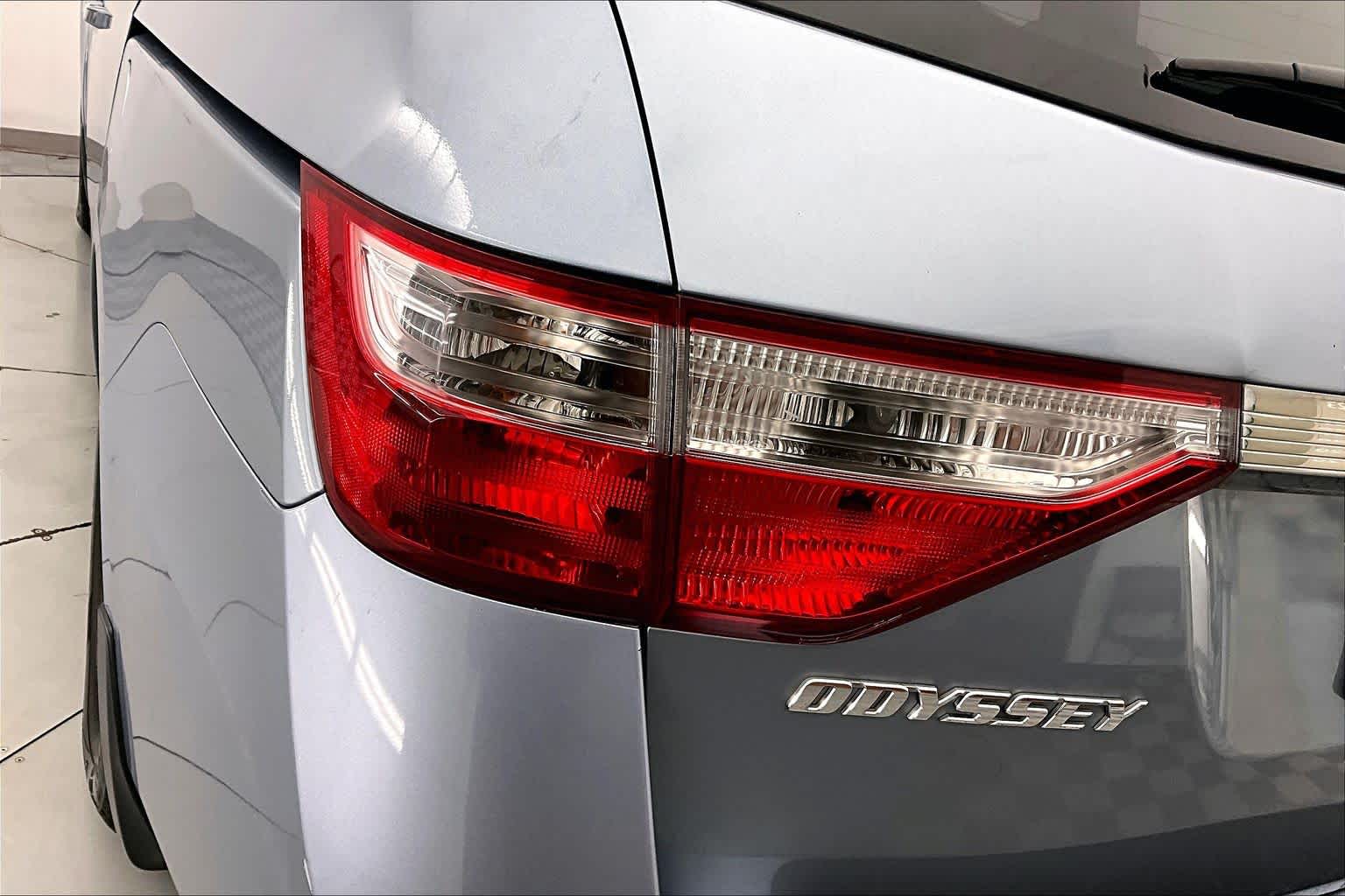 Thumbnail: 2011 Honda Odyssey - 25
