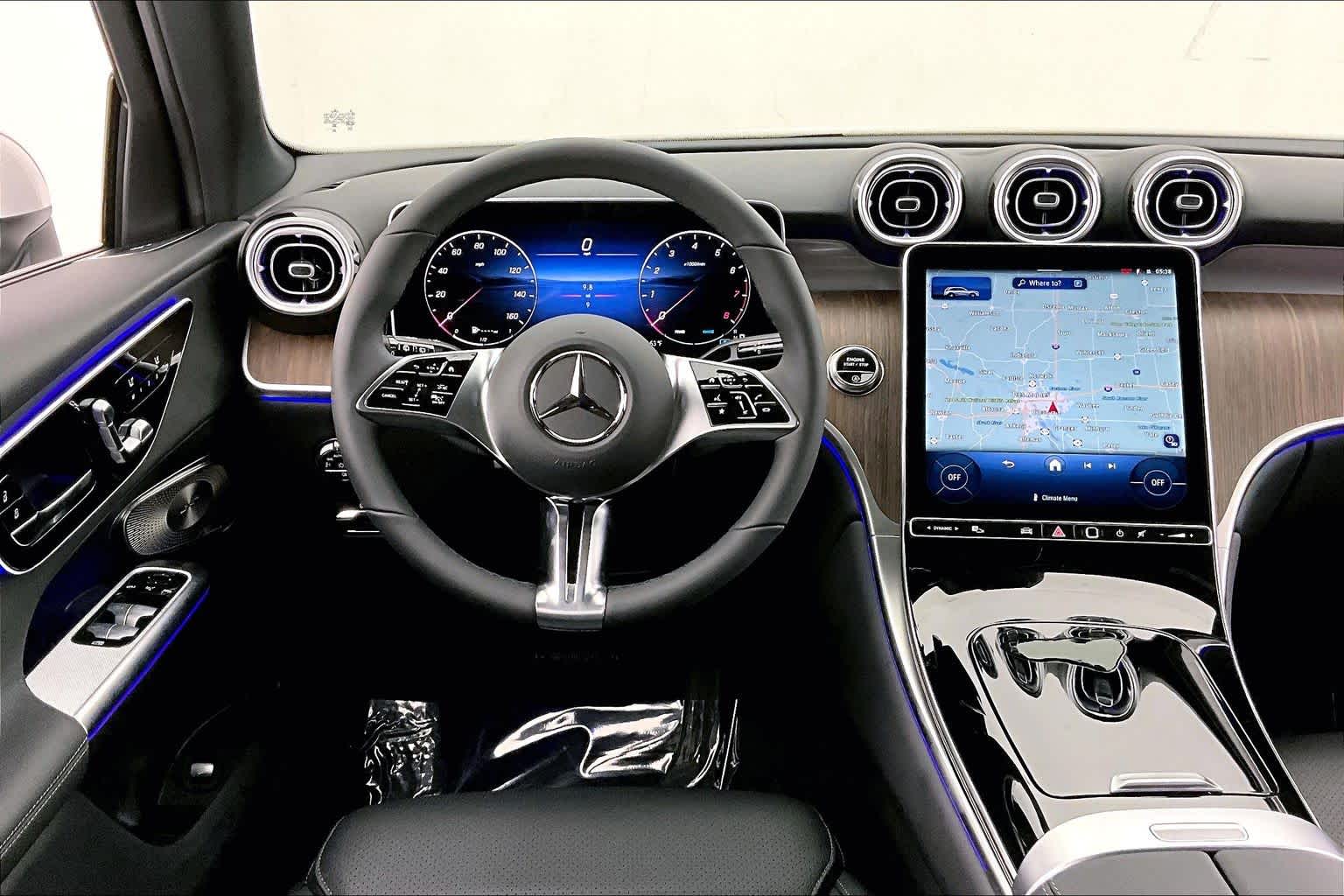 Thumbnail: 2026 Mercedes-Benz GLC - 15