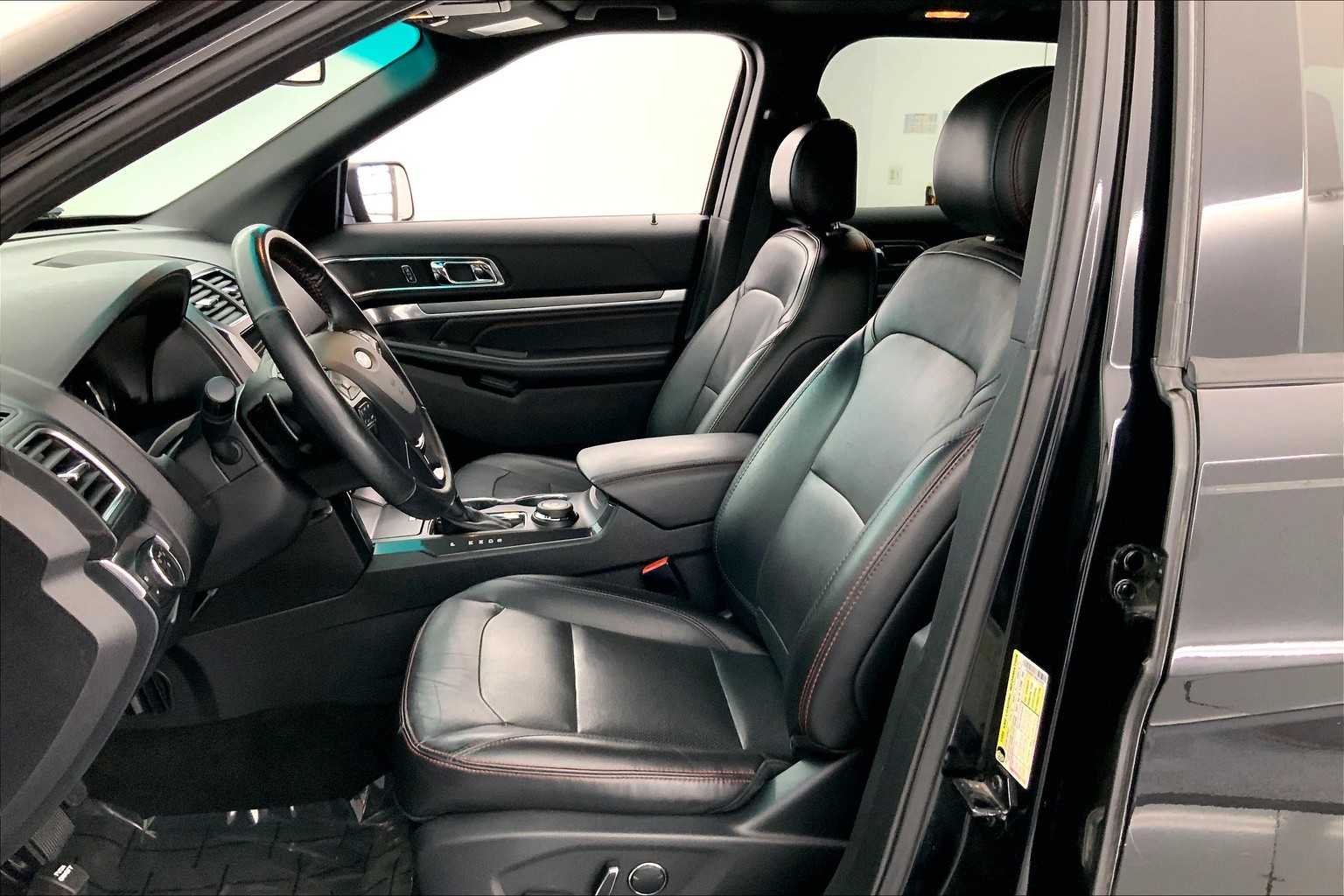 Thumbnail: 2017 Ford Explorer - 11