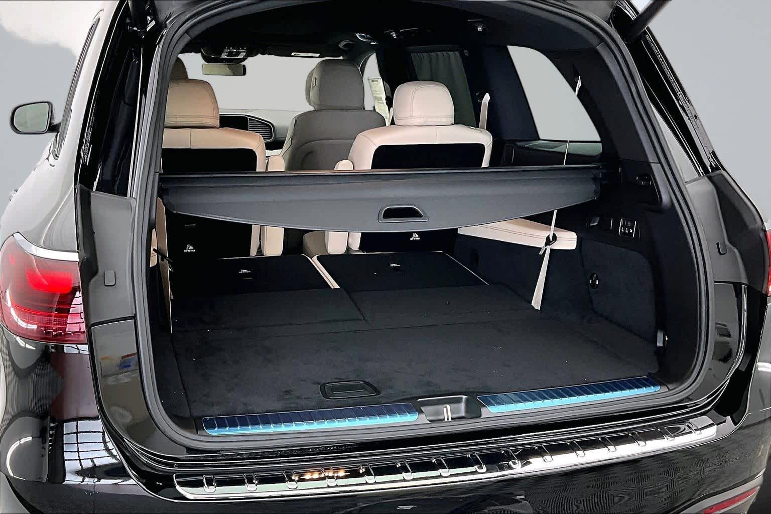 Thumbnail: 2026 Mercedes-Benz GLS - 19