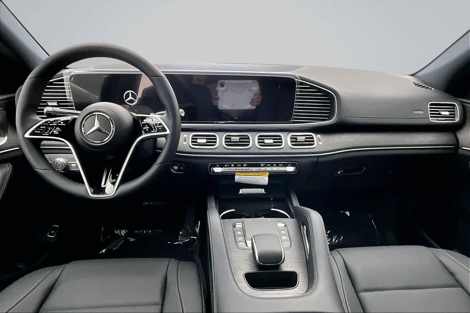 Thumbnail: 2026 Mercedes-Benz GLE - 10