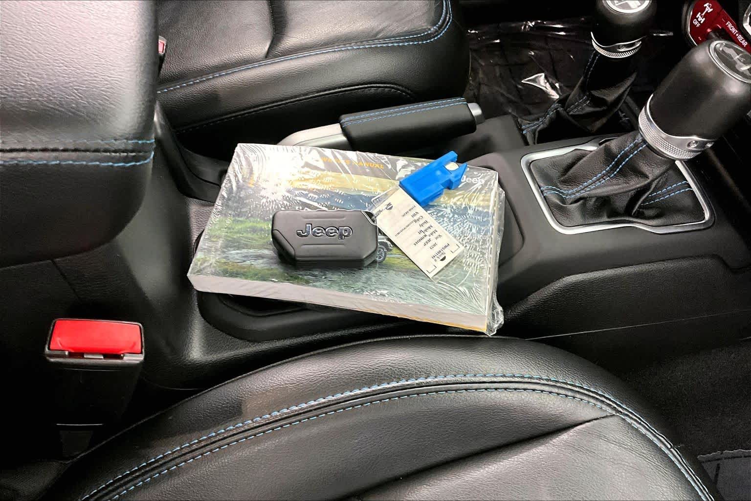 Thumbnail: 2023 Jeep Wrangler - 20