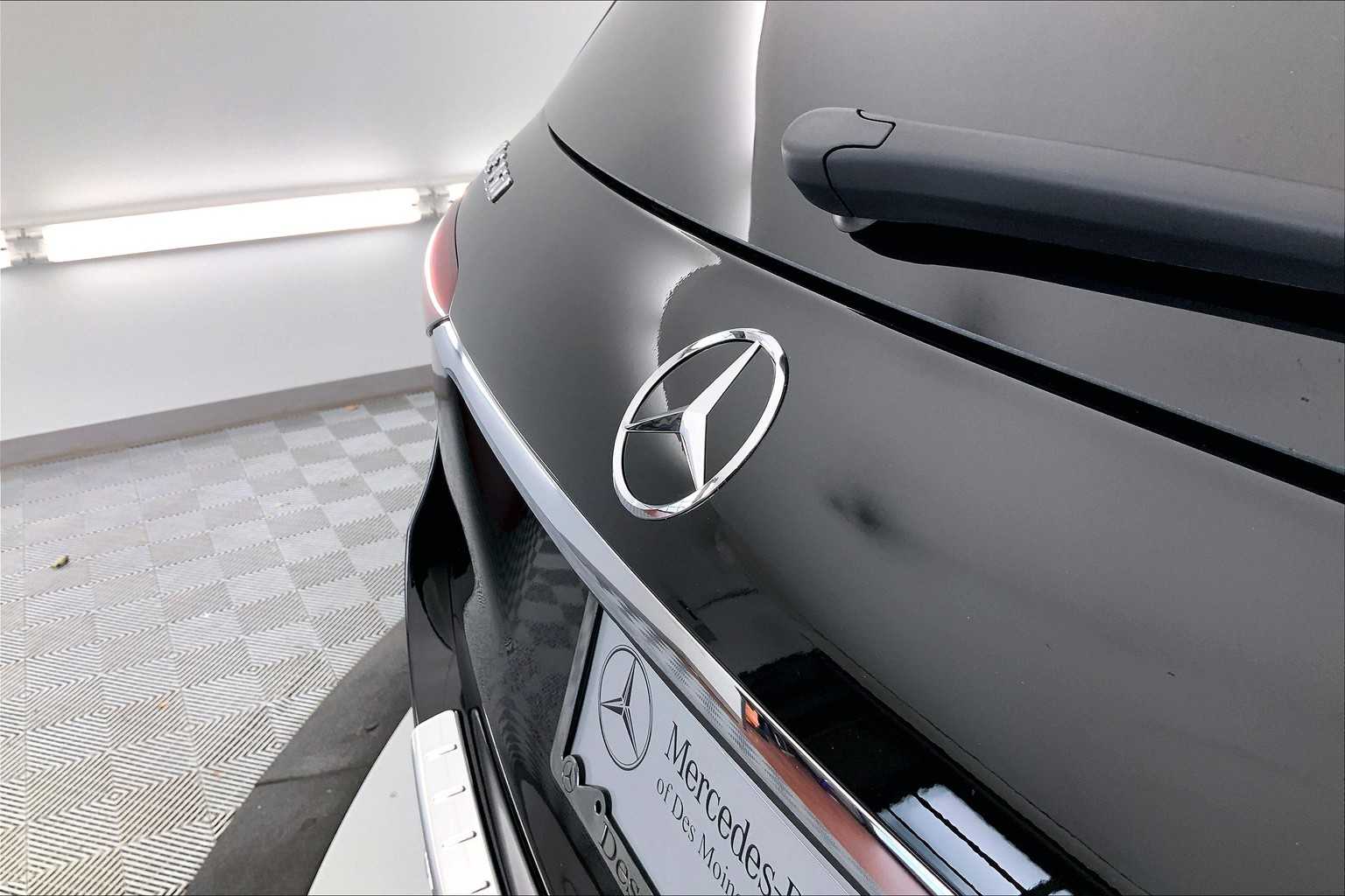 Thumbnail: 2025 Mercedes-Benz GLE - 22