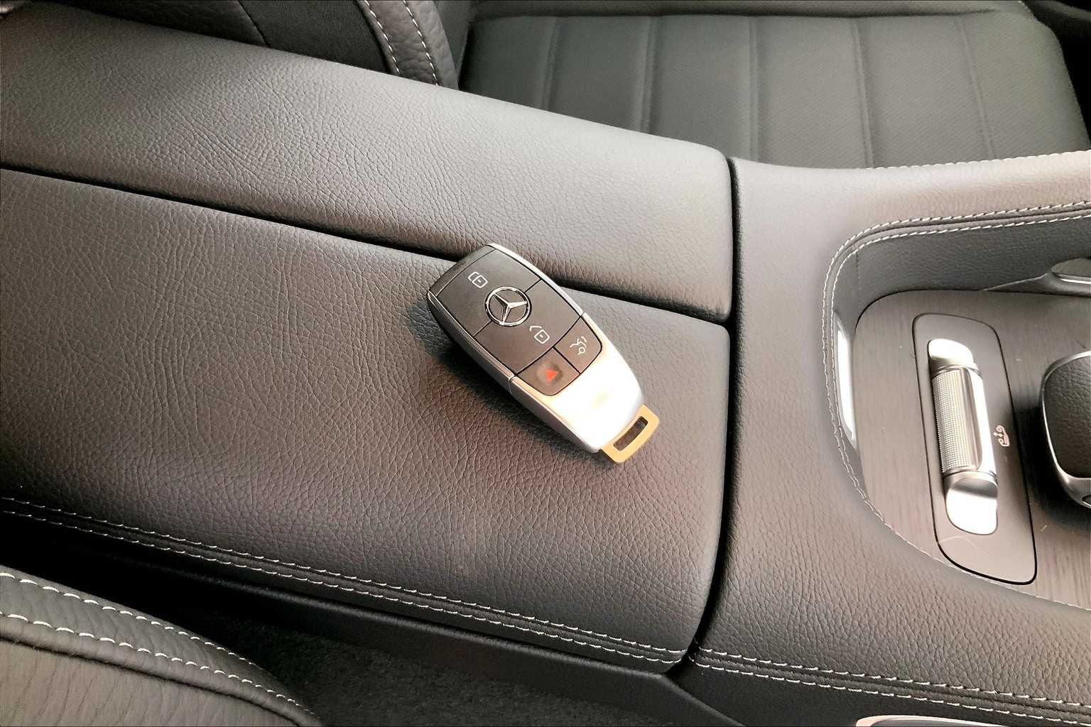 Thumbnail: 2026 Mercedes-Benz GLS - 20