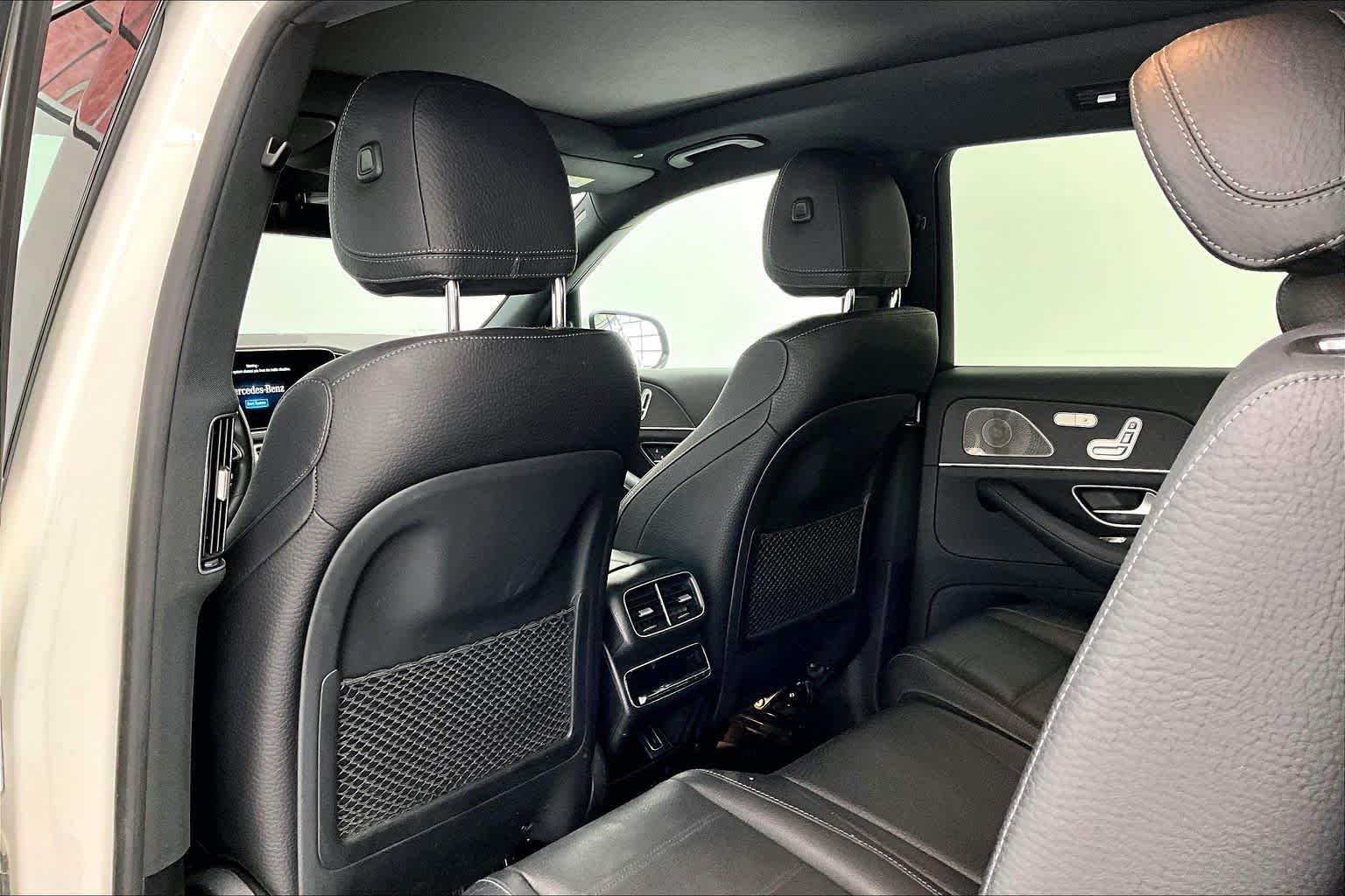 Thumbnail: 2022 Mercedes-Benz GLS - 12