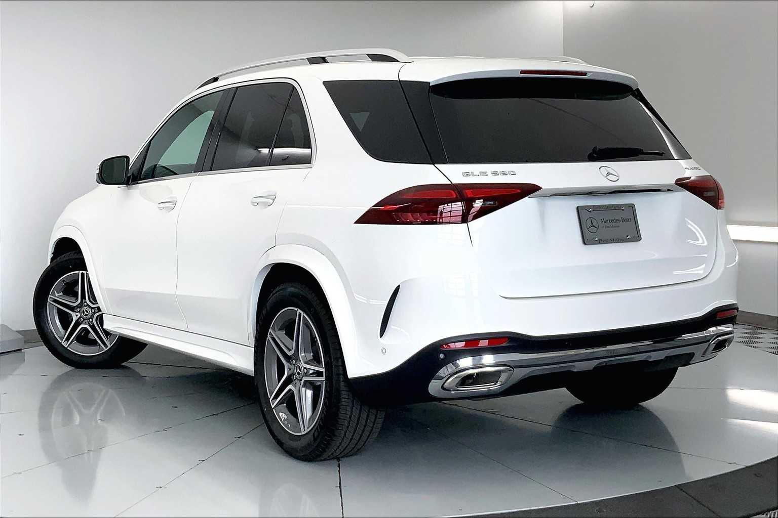 Thumbnail: 2026 Mercedes-Benz GLE - 4