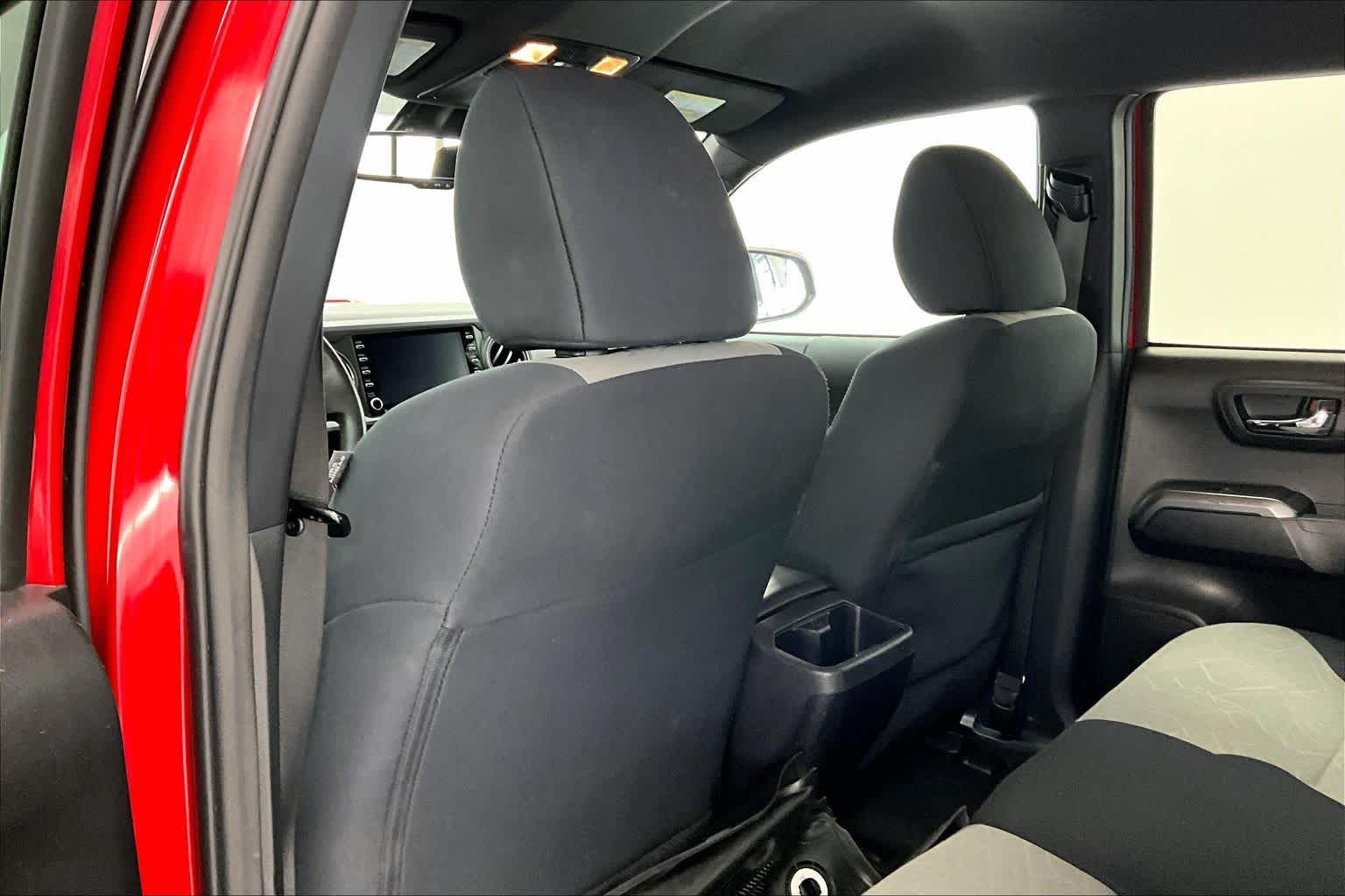 Thumbnail: 2020 Toyota Tacoma - 12