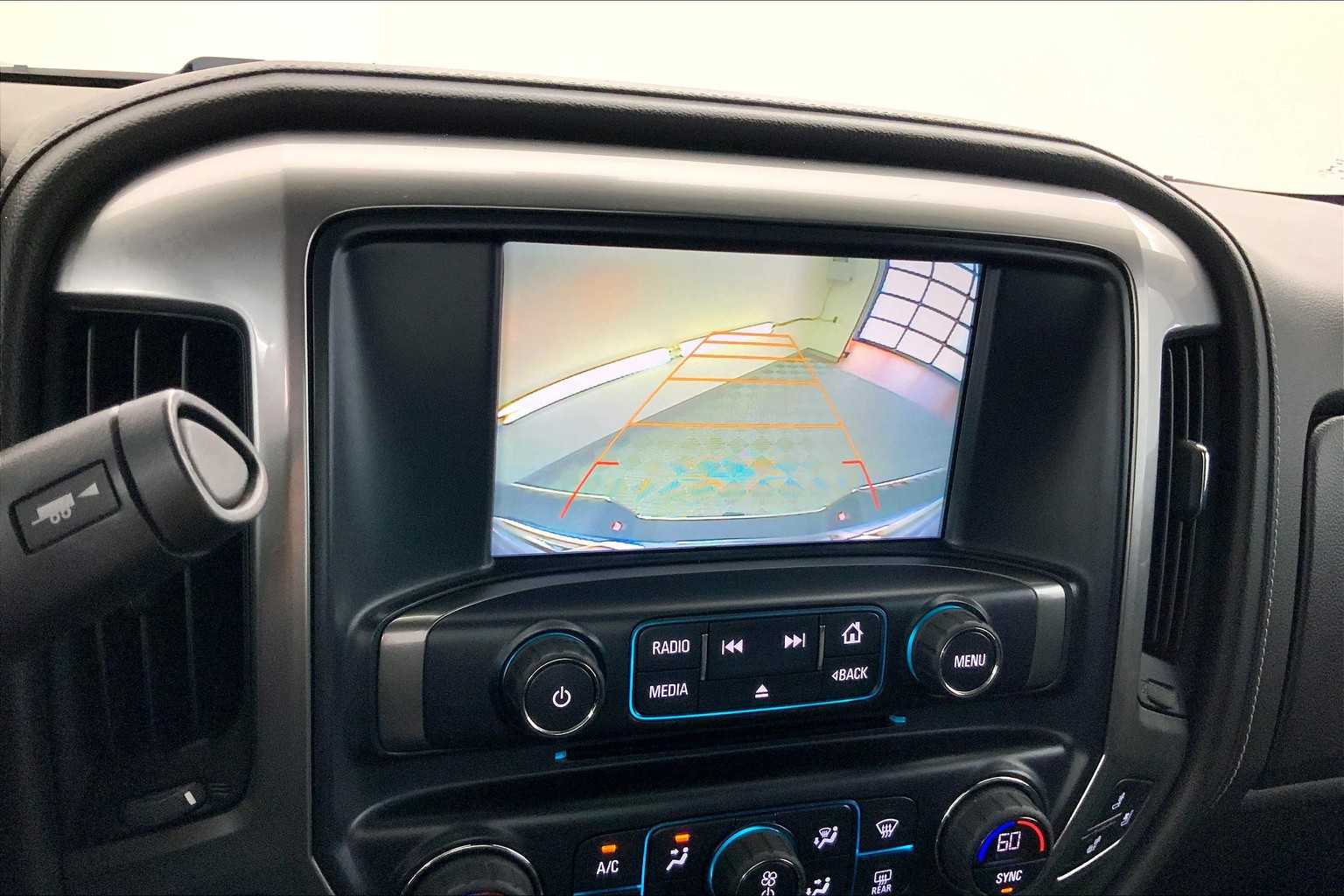 Thumbnail: 2017 Chevrolet Silverado 1500 - 21