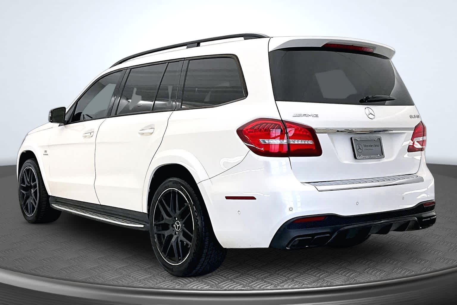 Thumbnail: 2017 Mercedes-Benz GL-Class - 4