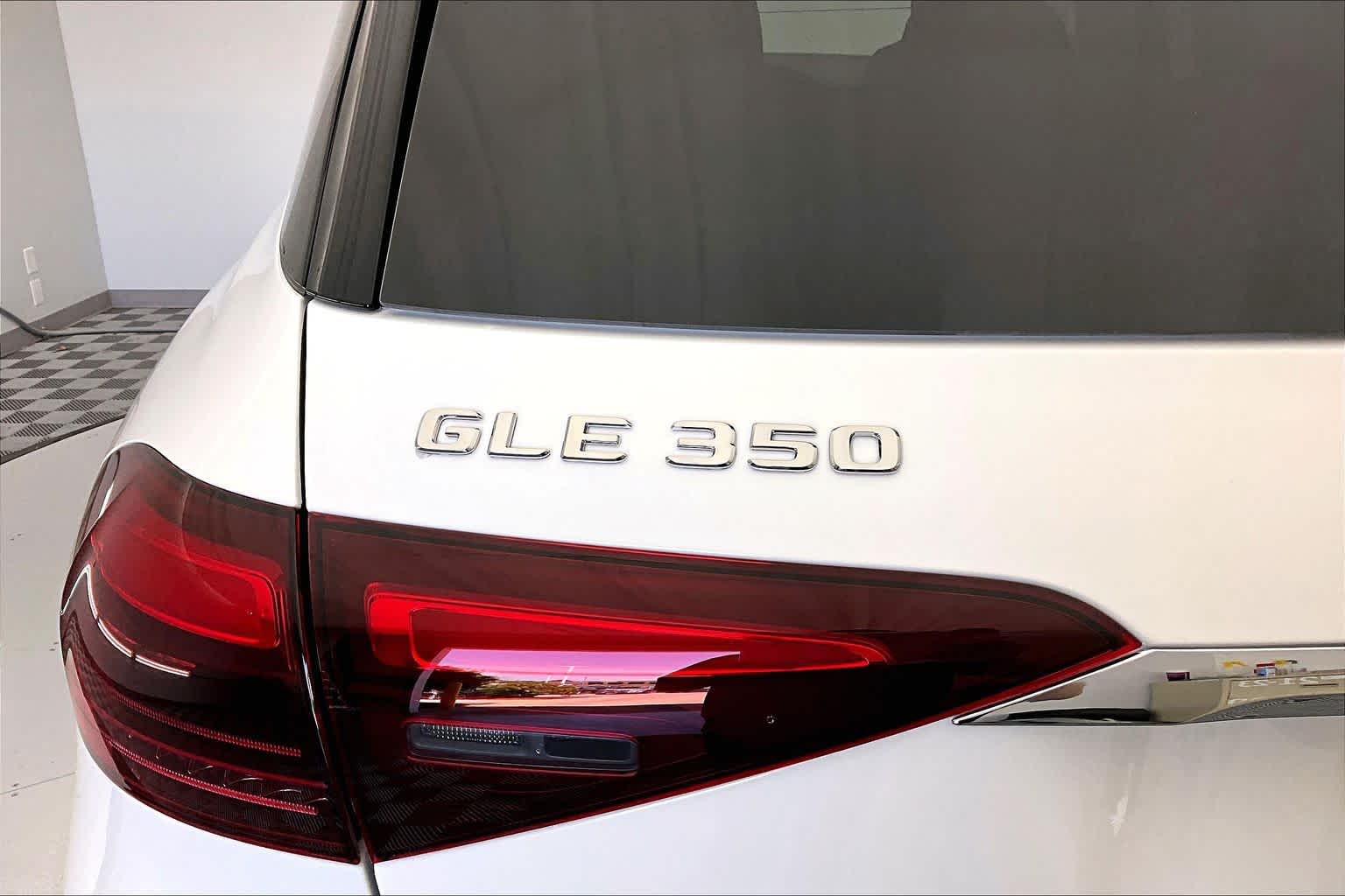 Thumbnail: 2026 Mercedes-Benz GLE - 7