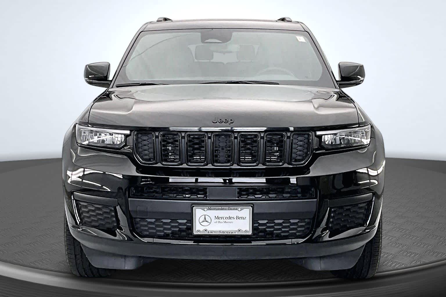 Thumbnail: 2023 Jeep Grand Cherokee L - 5