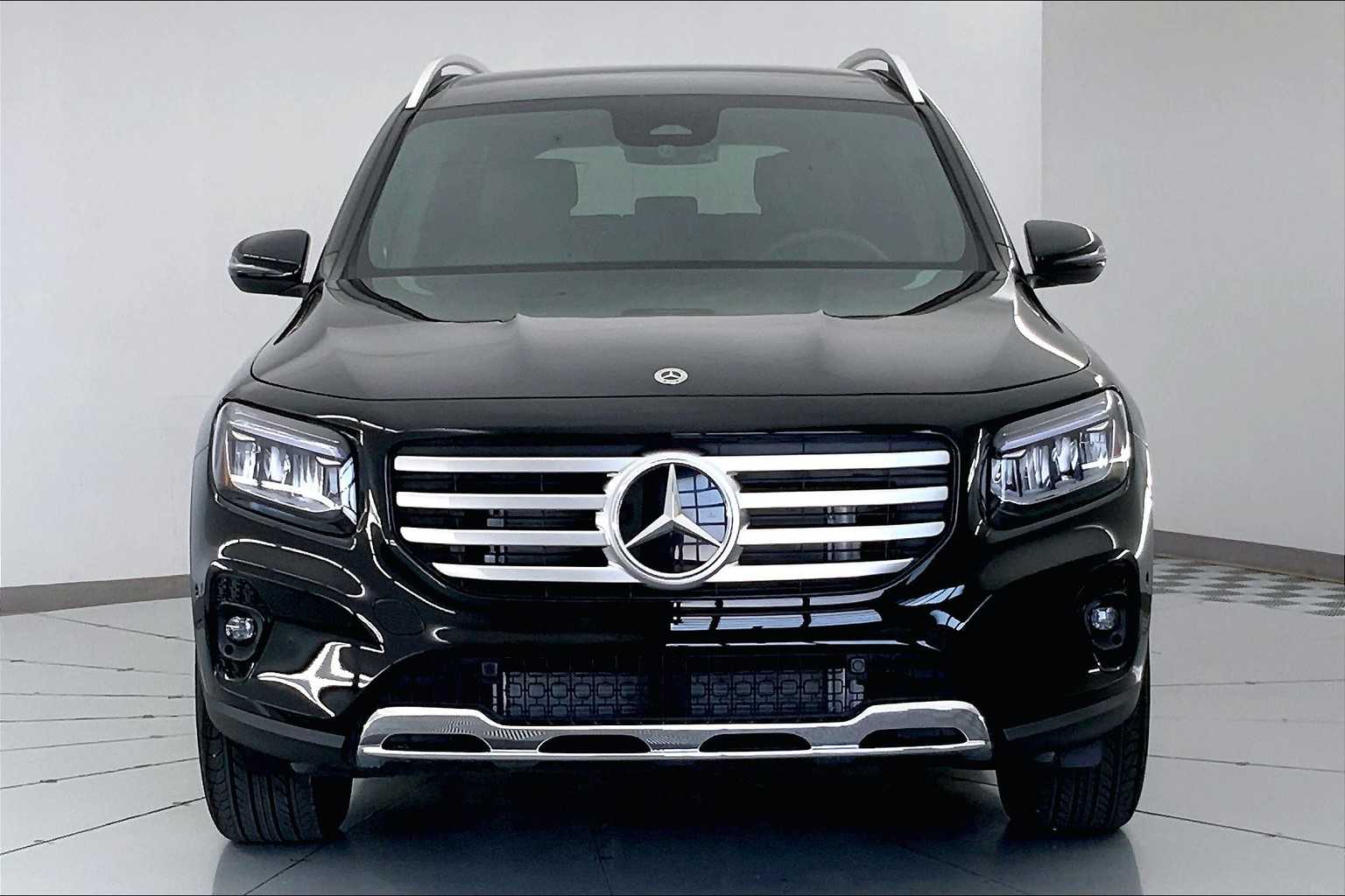 Thumbnail: 2026 Mercedes-Benz GLB - 6