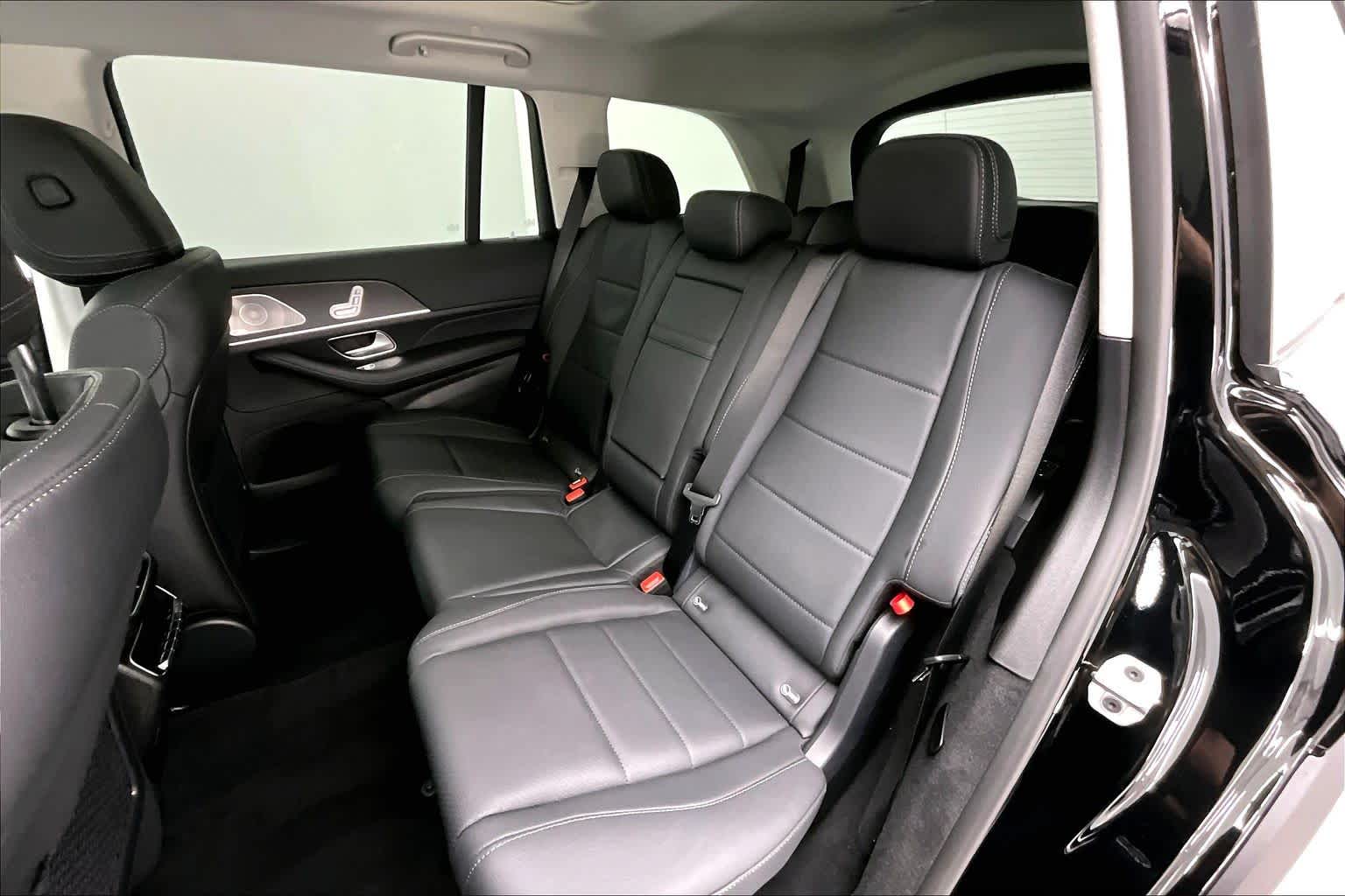 Thumbnail: 2026 Mercedes-Benz GLS - 13