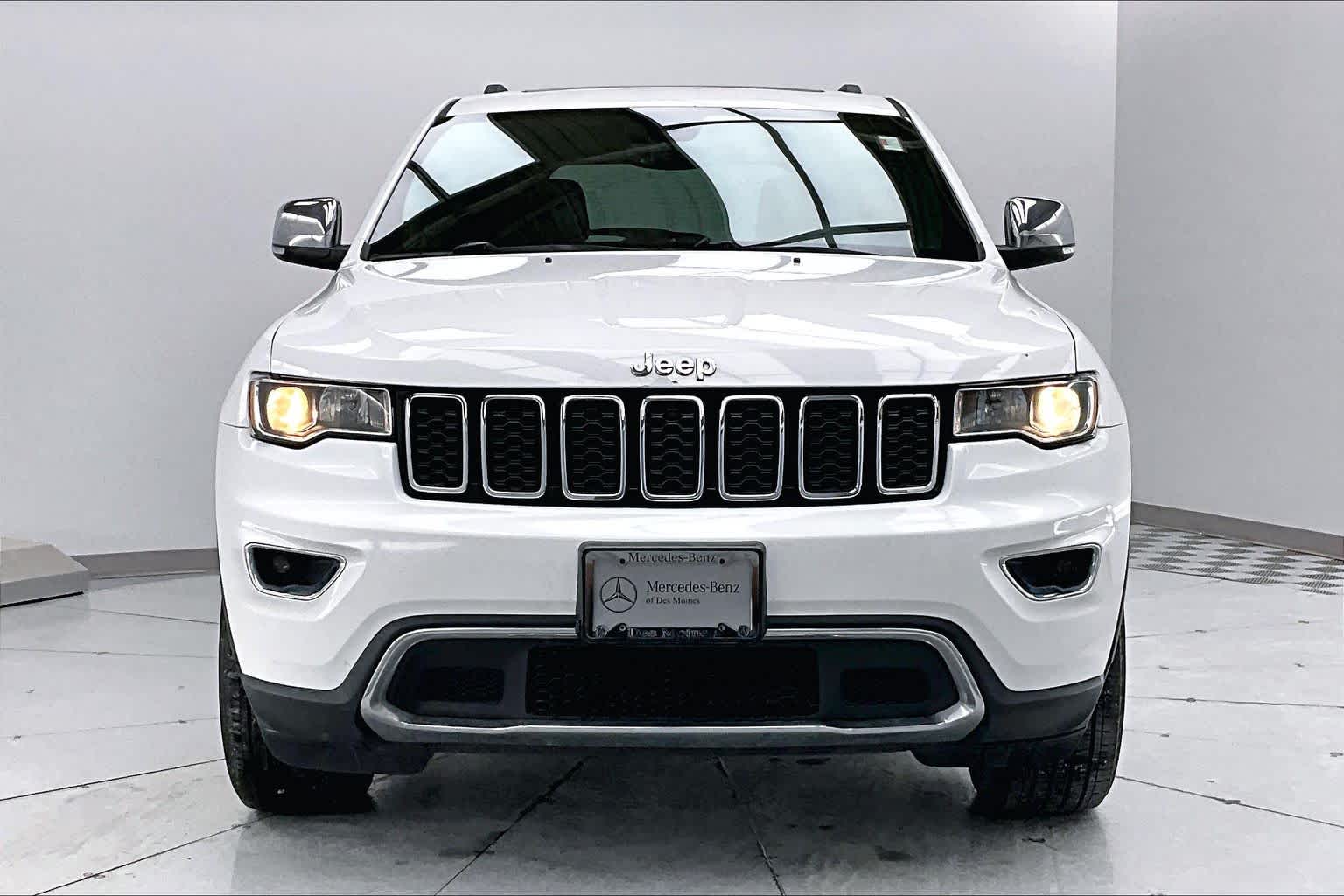 Thumbnail: 2018 Jeep Grand Cherokee - 6