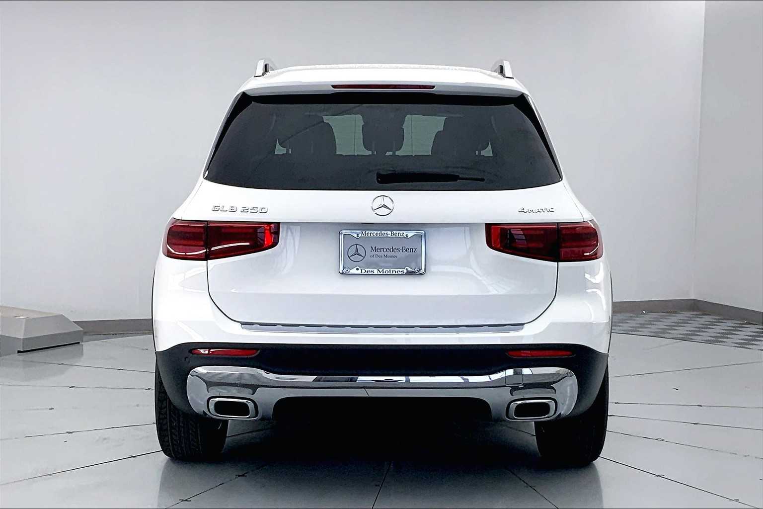 Thumbnail: 2025 Mercedes-Benz GLB - 5