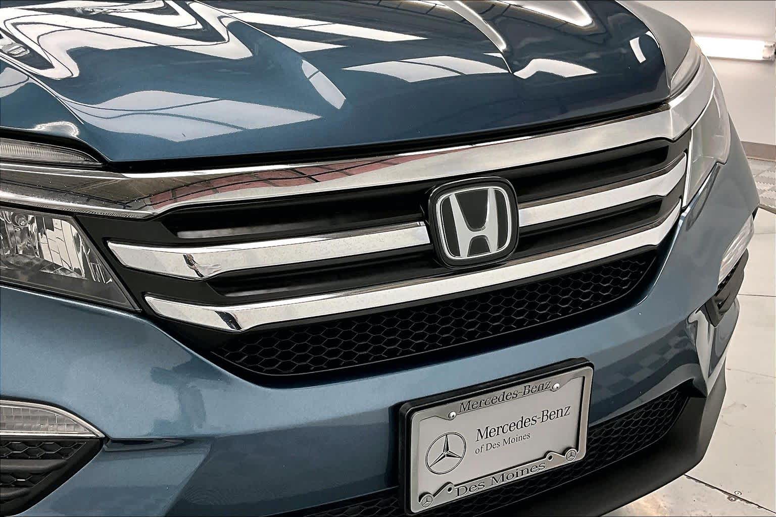 Thumbnail: 2018 Honda Pilot - 26