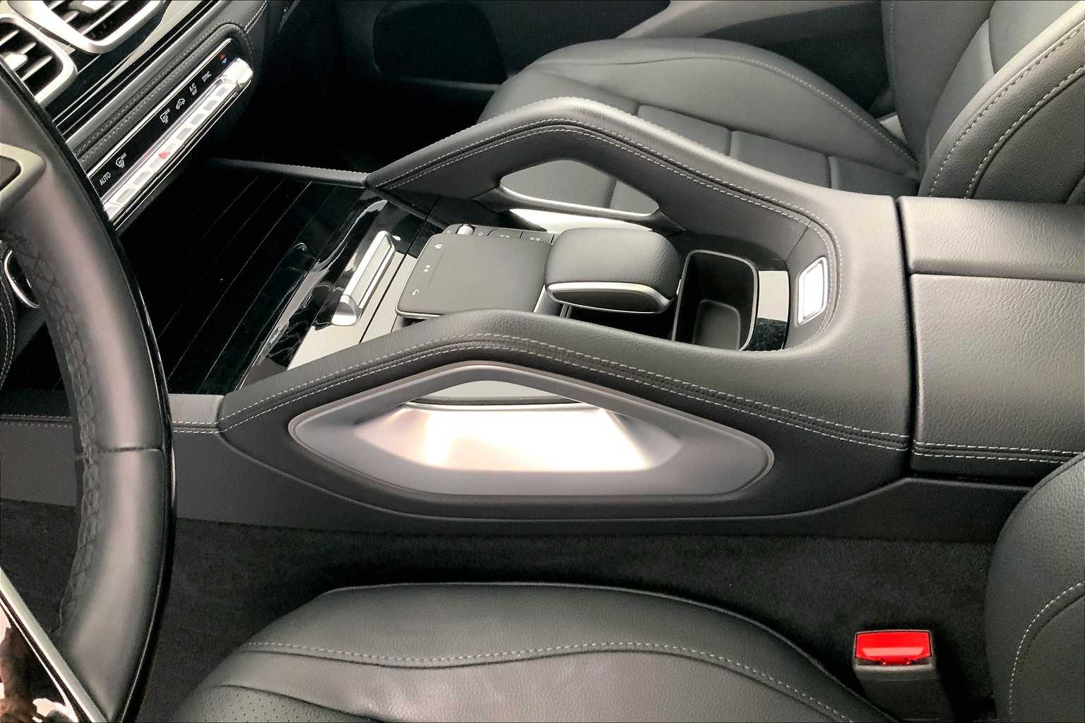 Thumbnail: 2024 Mercedes-Benz GLE - 17