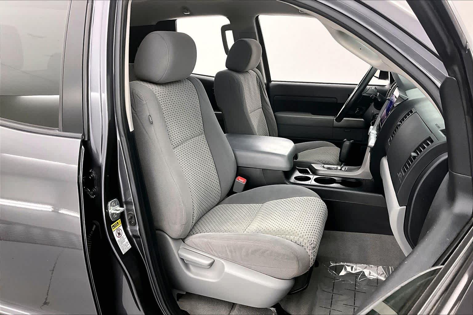 Thumbnail: 2011 Toyota Tundra - 14