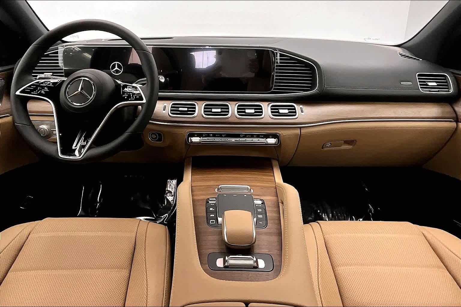 Thumbnail: 2026 Mercedes-Benz GLE - 10