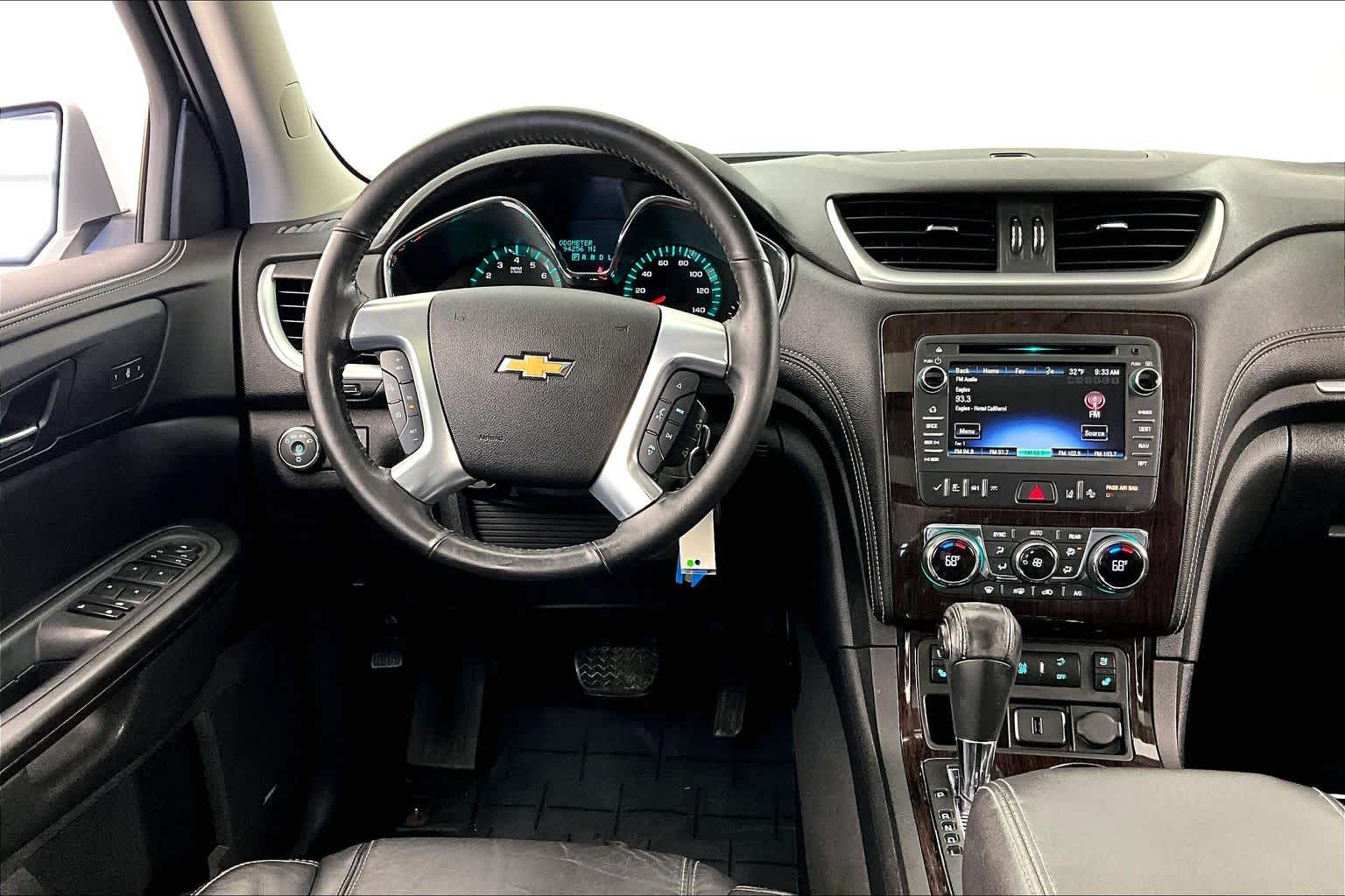 Thumbnail: 2017 Chevrolet Traverse - 15