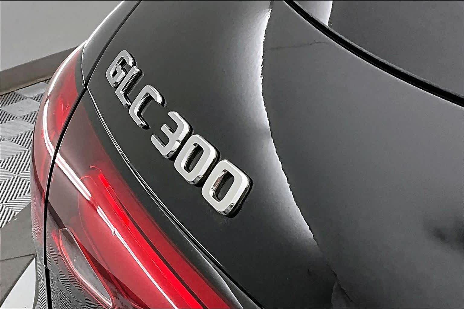 Thumbnail: 2026 Mercedes-Benz GLC - 7